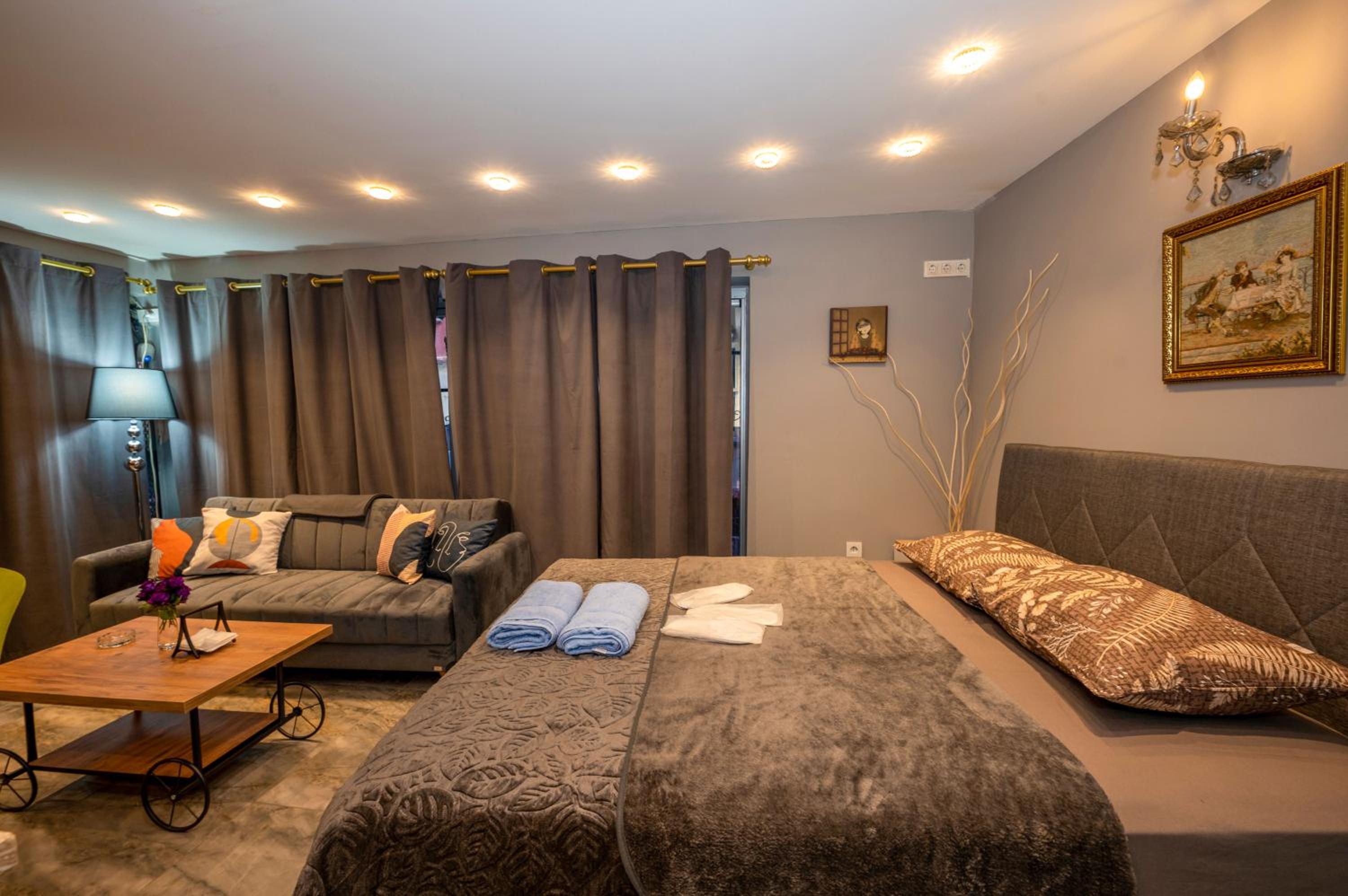 MYMOON Residence - Image 100