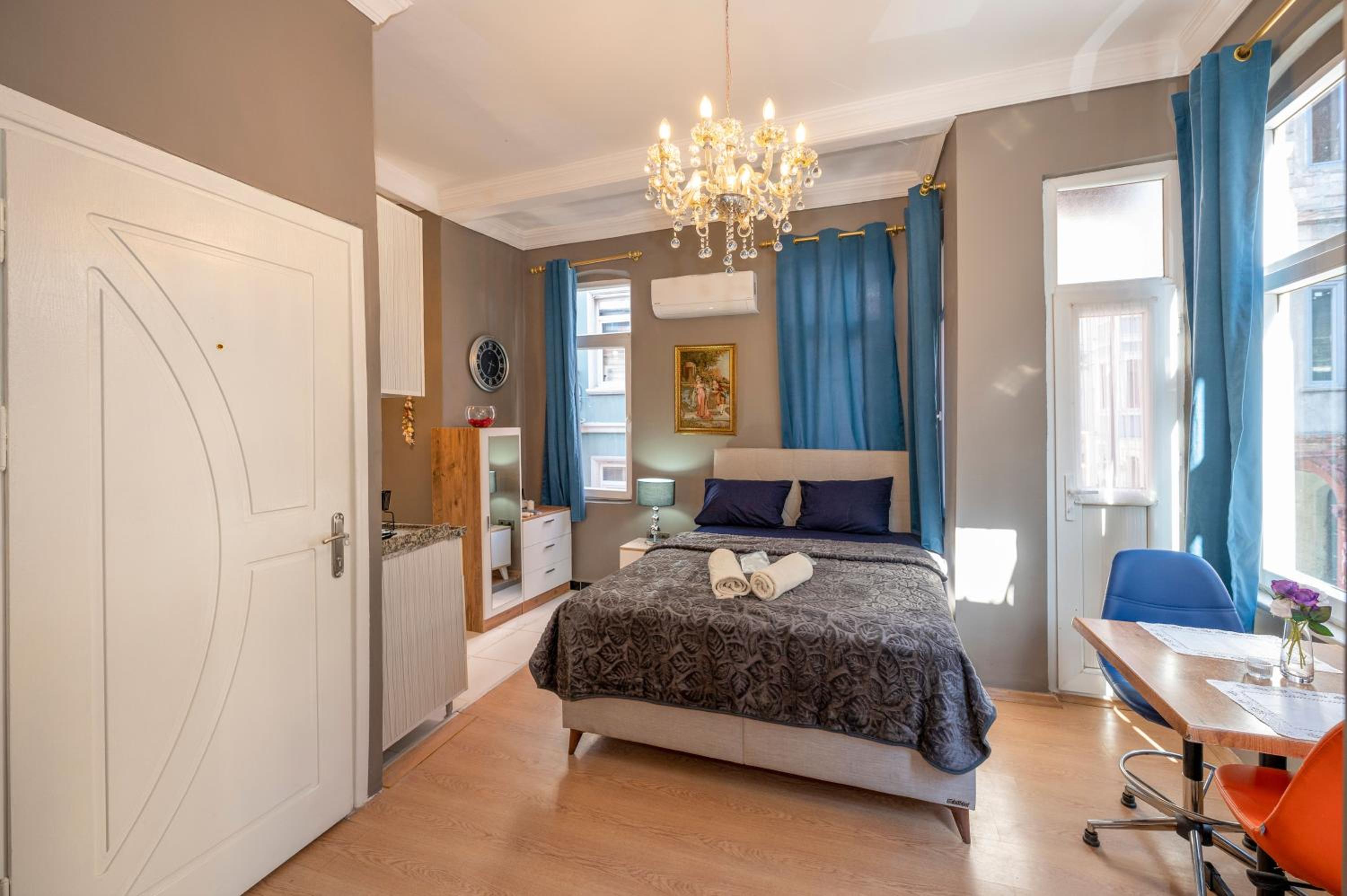 MYMOON Residence - Image 153