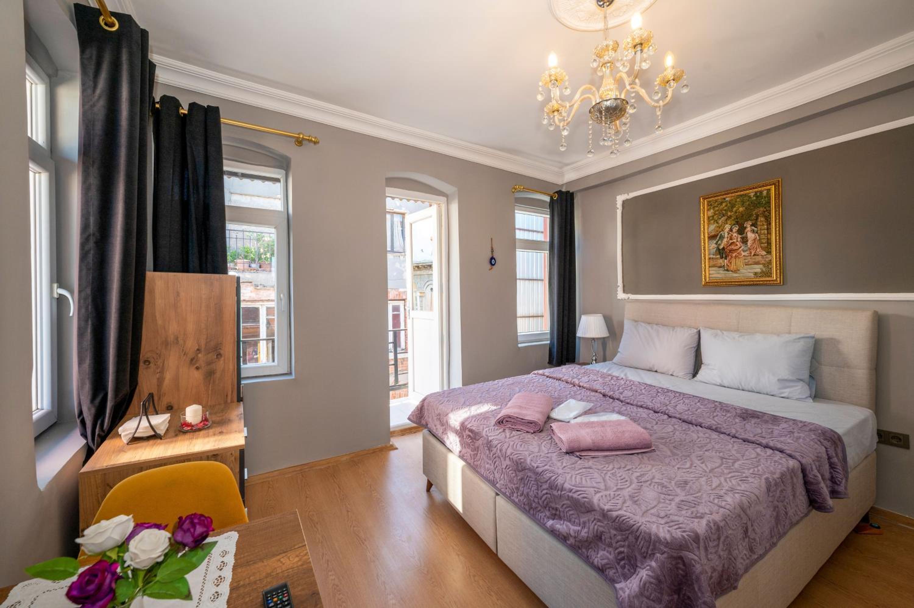 MYMOON Residence - Image 142