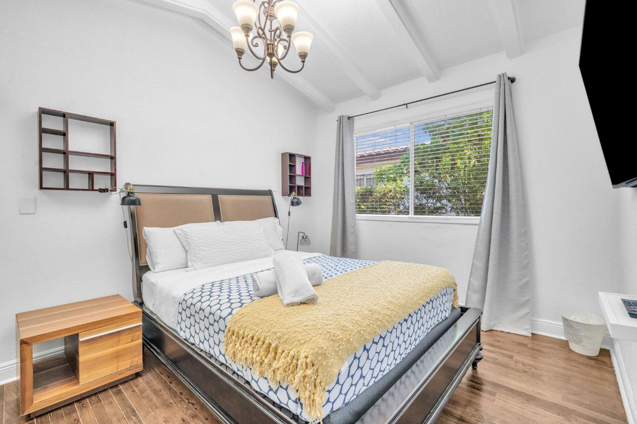 Casa Santorini - Chic 4 2 near Grove & Brickell