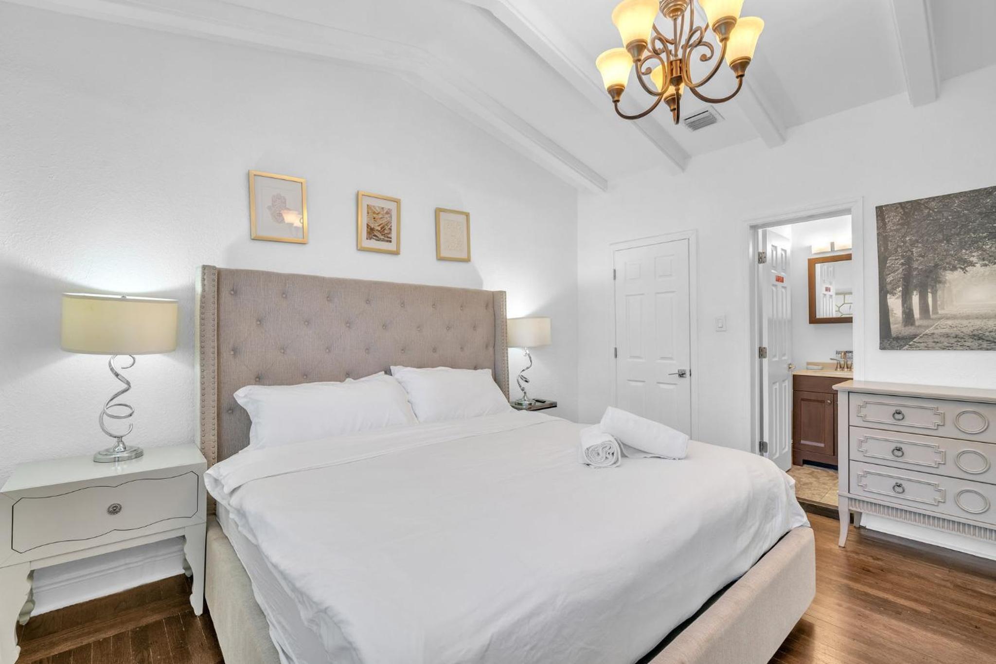 Casa Santorini - Chic 4 2 near Grove & Brickell