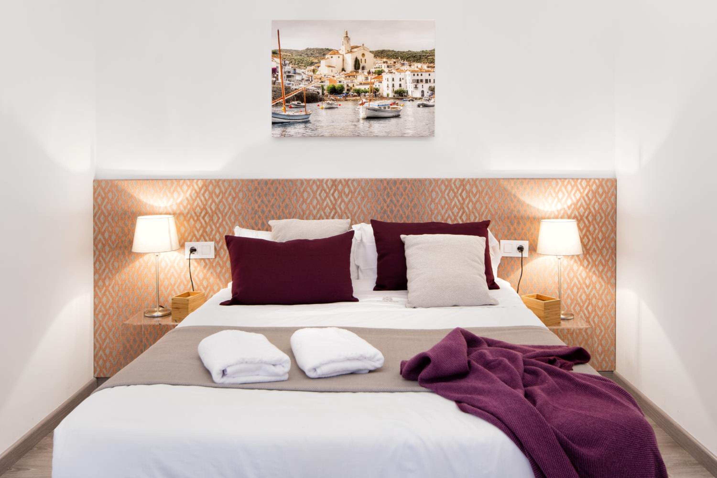 Eixample Building Apartments by Mercedes Heritage