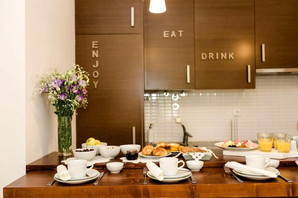 Sapadores · 2 bedrooms apartment Lisbon Boho Chic view 4