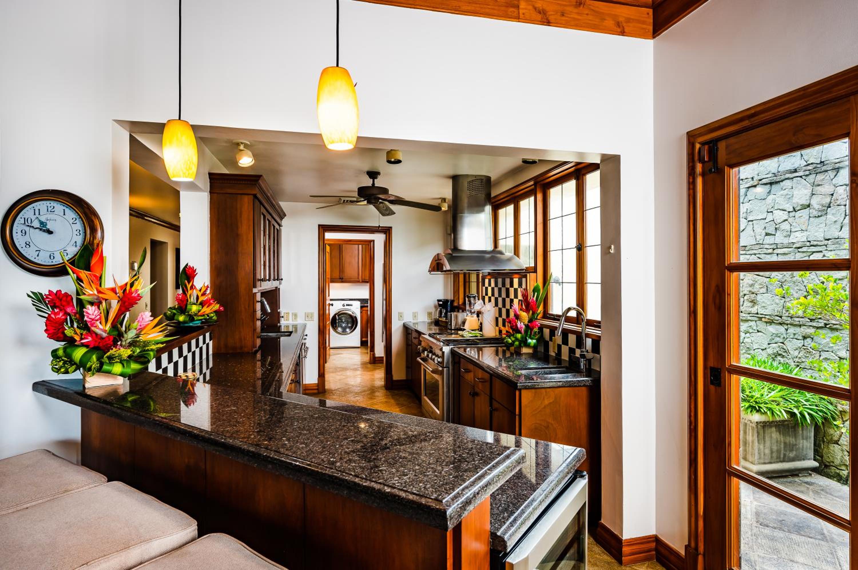 Casa Arrecife - 5bdr Beachfront Villa - Ethereal sunsets