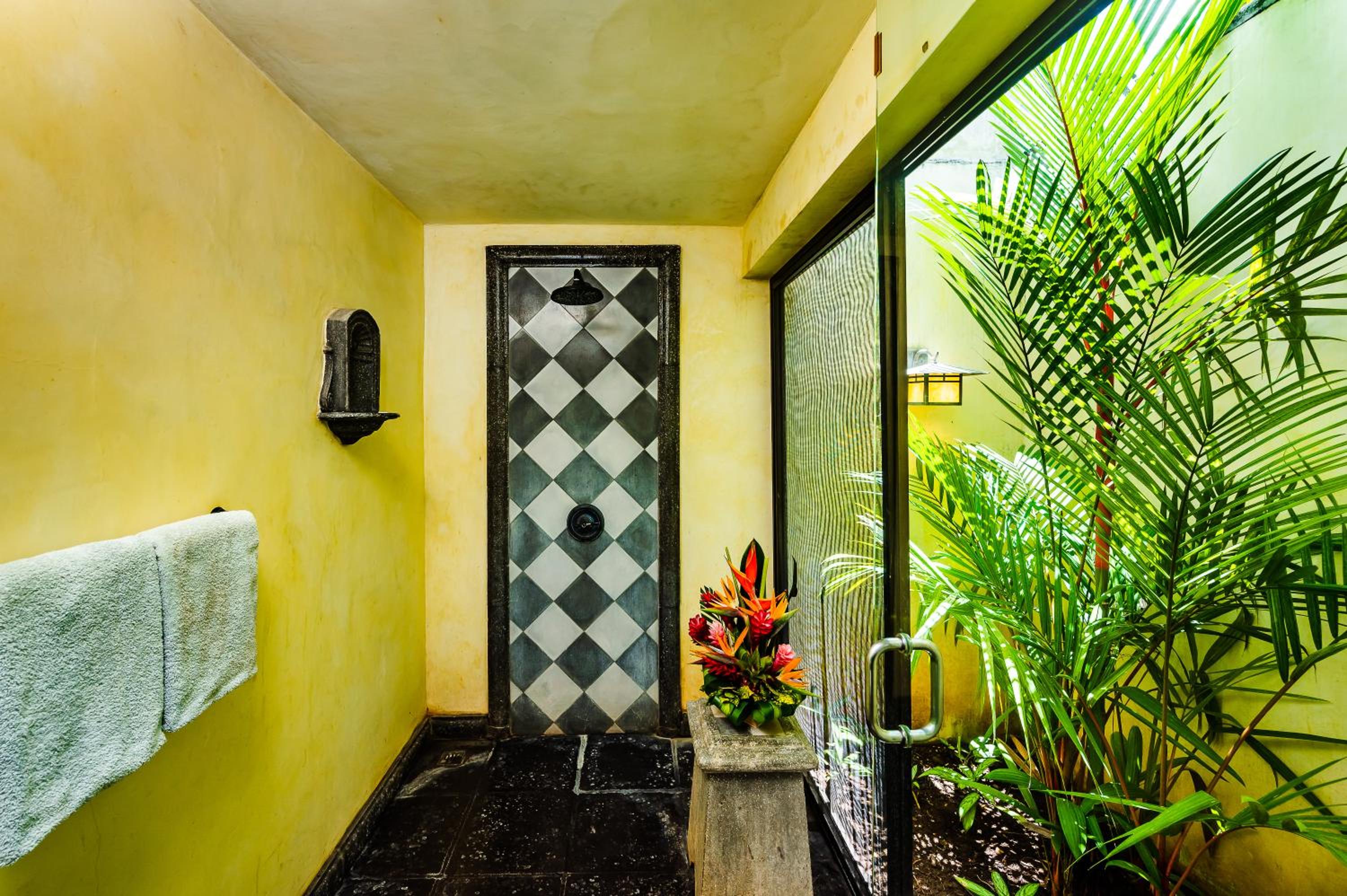 Casa Arrecife - 5bdr Beachfront Villa - Ethereal sunsets