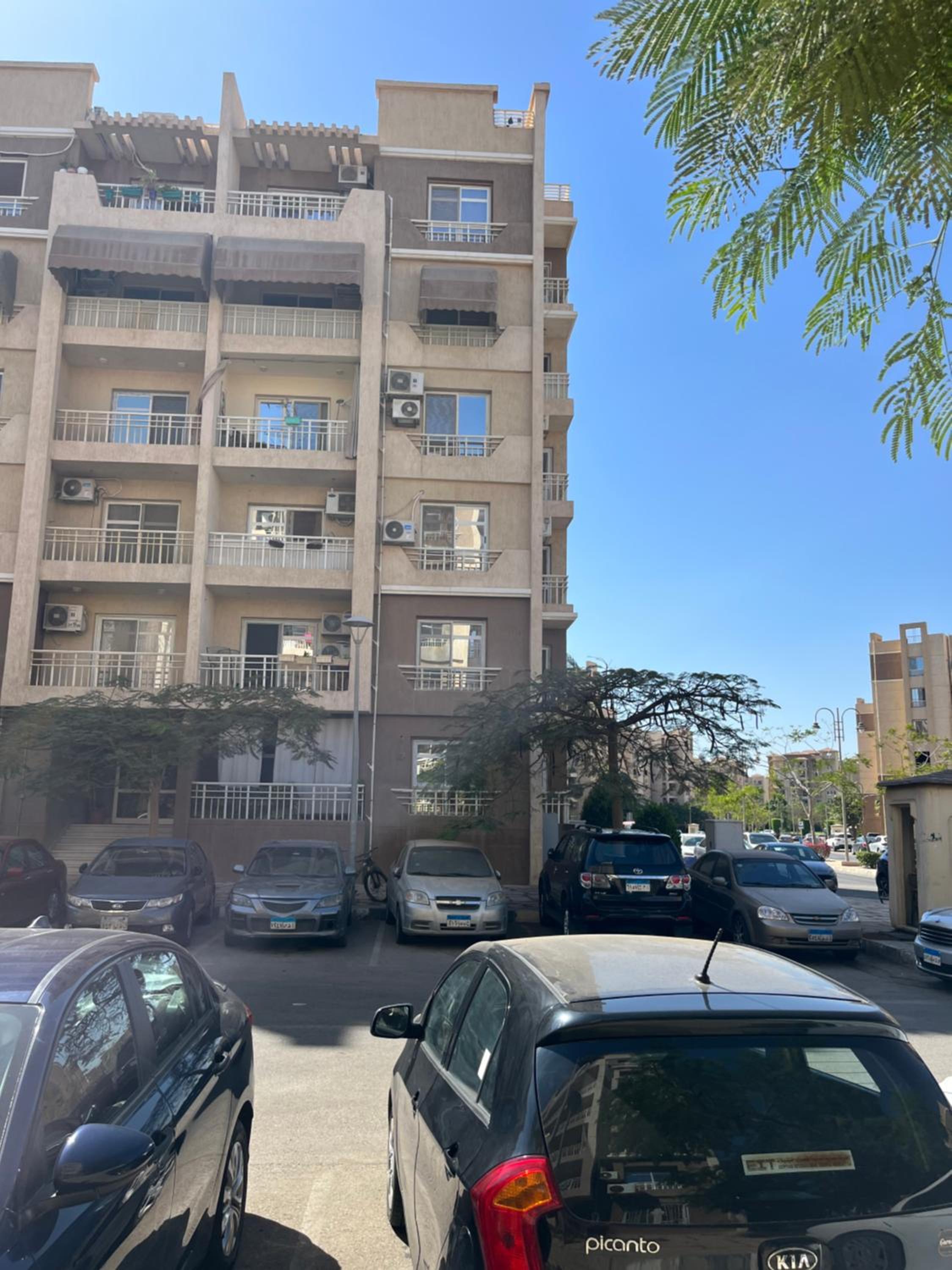 Comfortable apartment near service area &South Park &Bus station