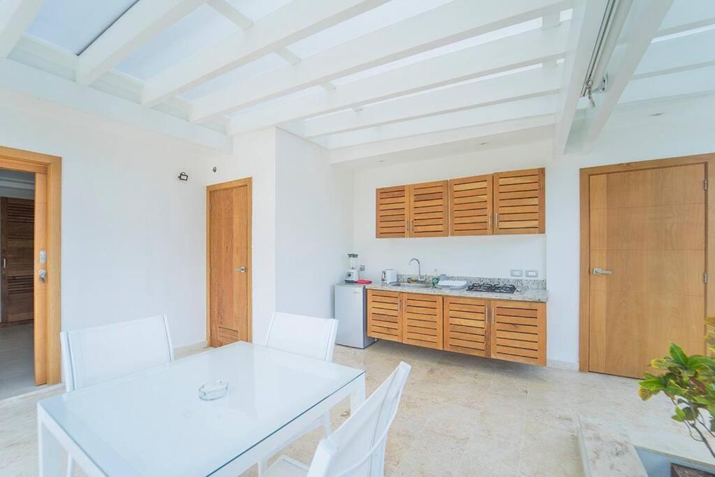 Luxury penthouse close the beach