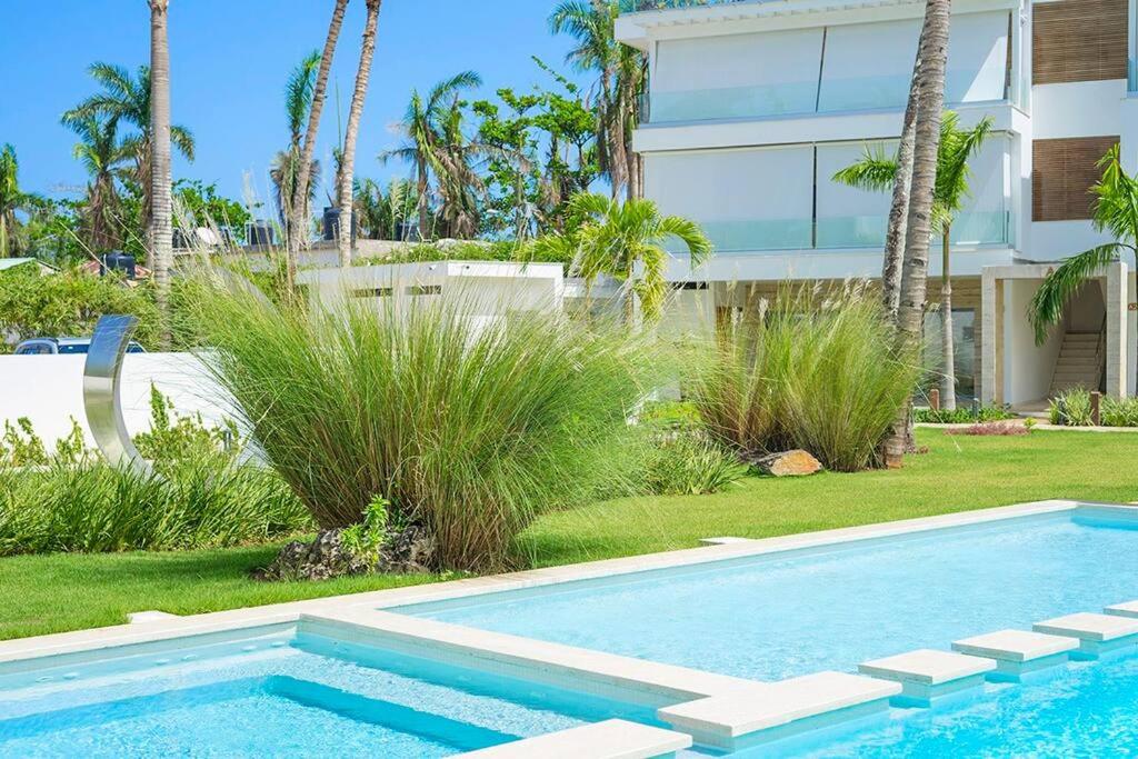Luxury penthouse close the beach