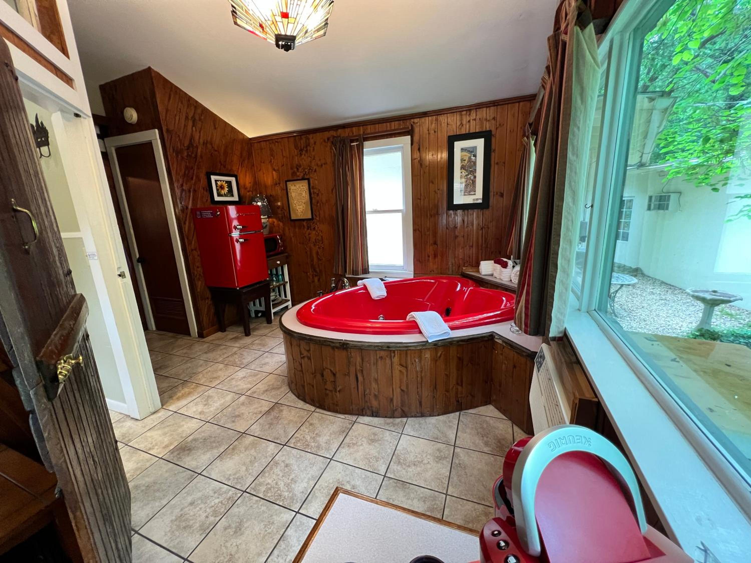 Sherwood Court Cottages & Guest Rooms
