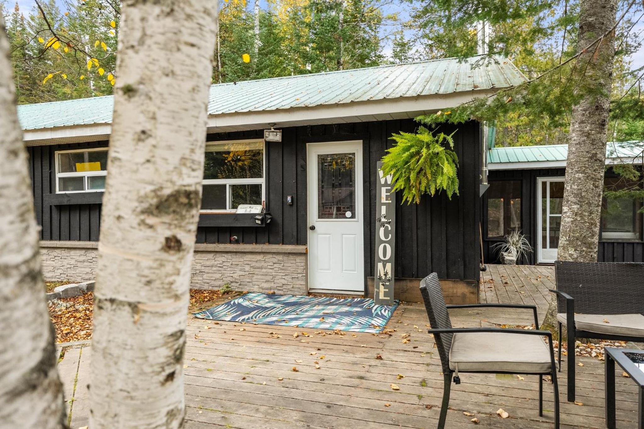 Beautiful River Front Home on 43 Acres