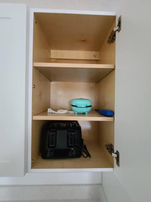 West Brickell APT #1 Free Parking-Family Friendly