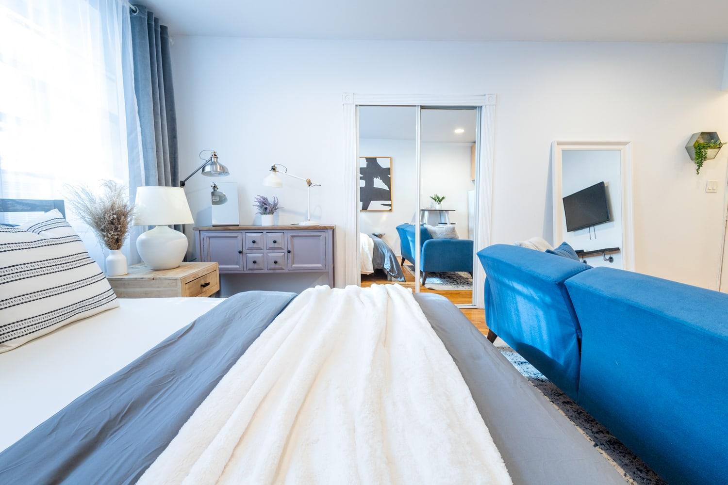 350-GA Spacious Studio Gramercy Sleeps3