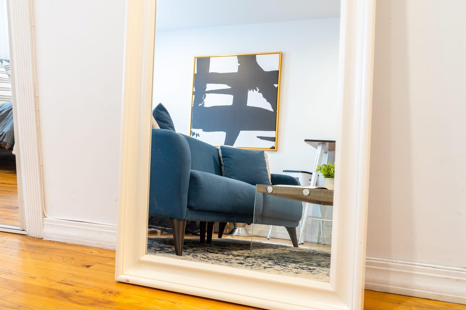 350-GA Spacious Studio Gramercy Sleeps3