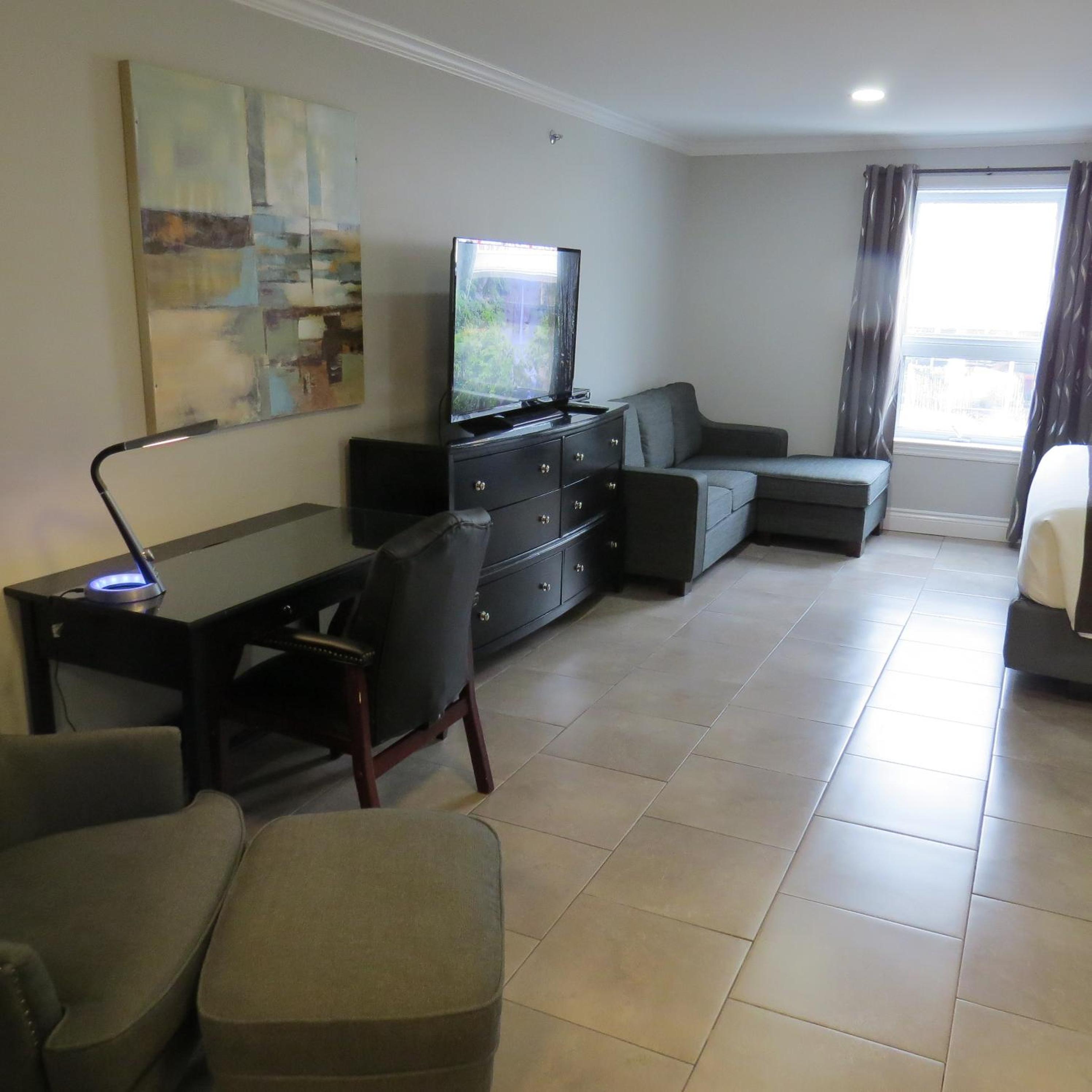 Dockside Suites