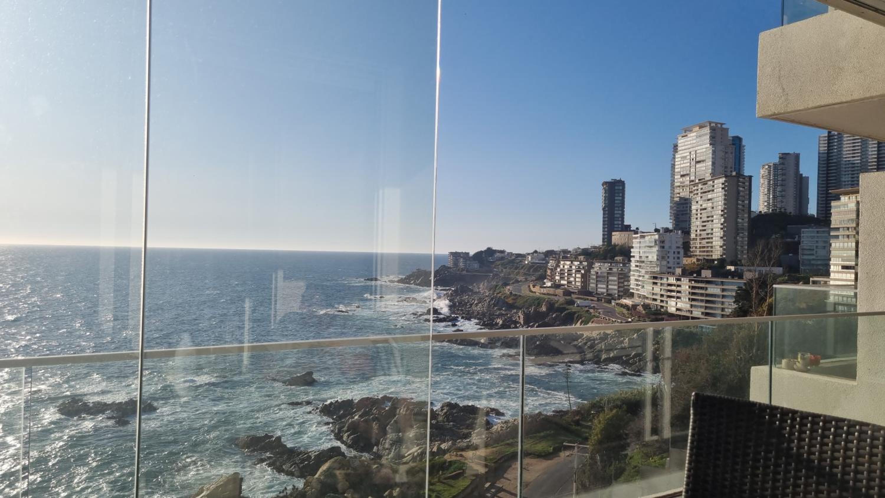 Exclusivo Departamento Con Con Primera Linea view 5