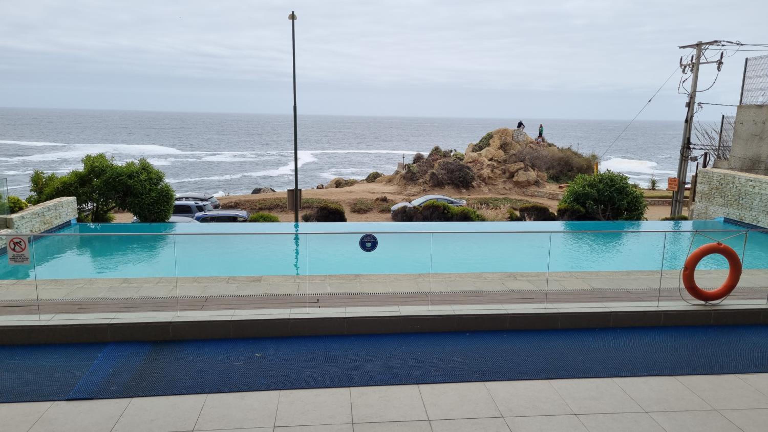 Exclusivo Departamento Con Con Primera Linea view 3