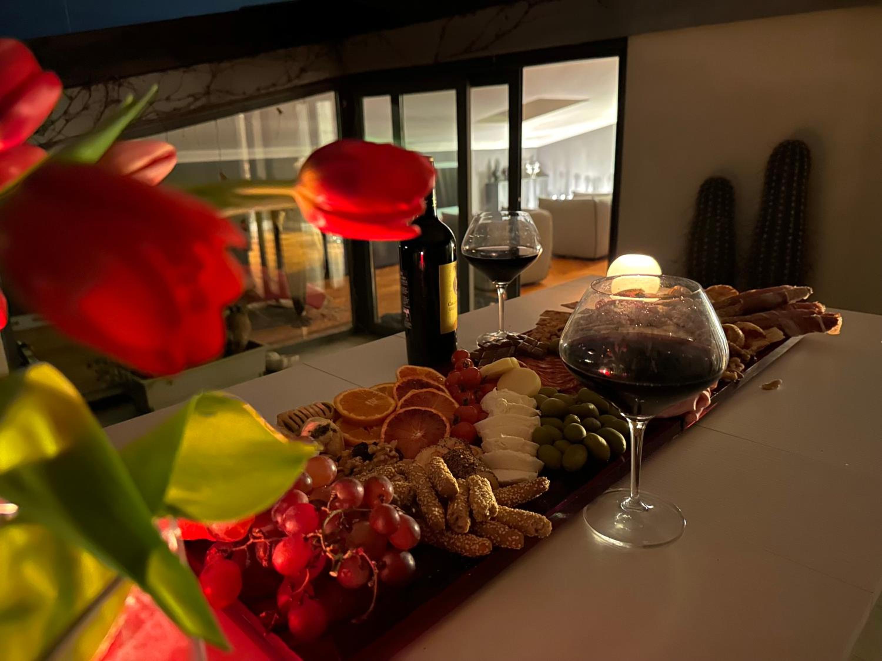 Hotel Central Romantic luxury penthouse - Image 1