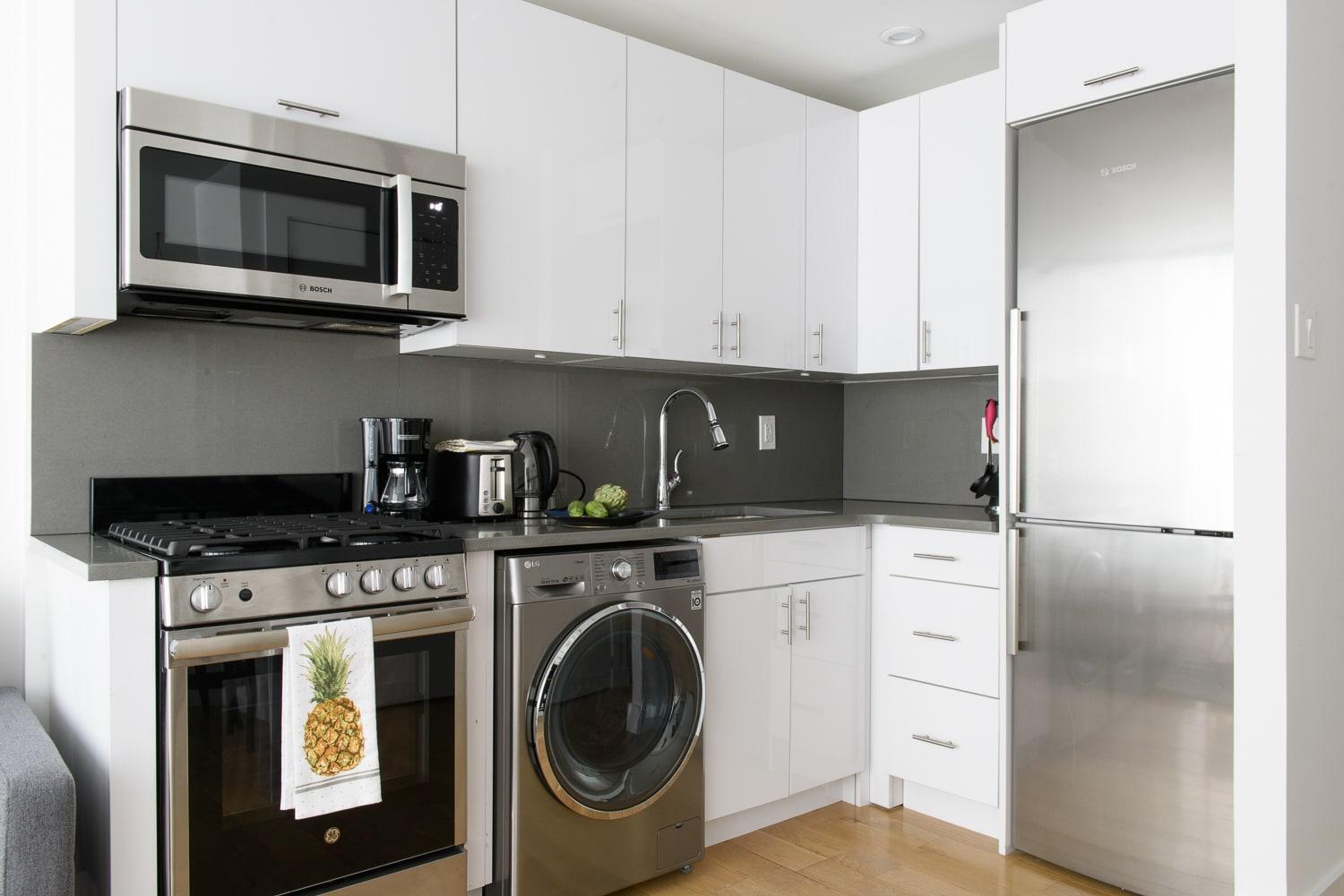 75-2D NEW Prime UES W&D Balcony Elevator
