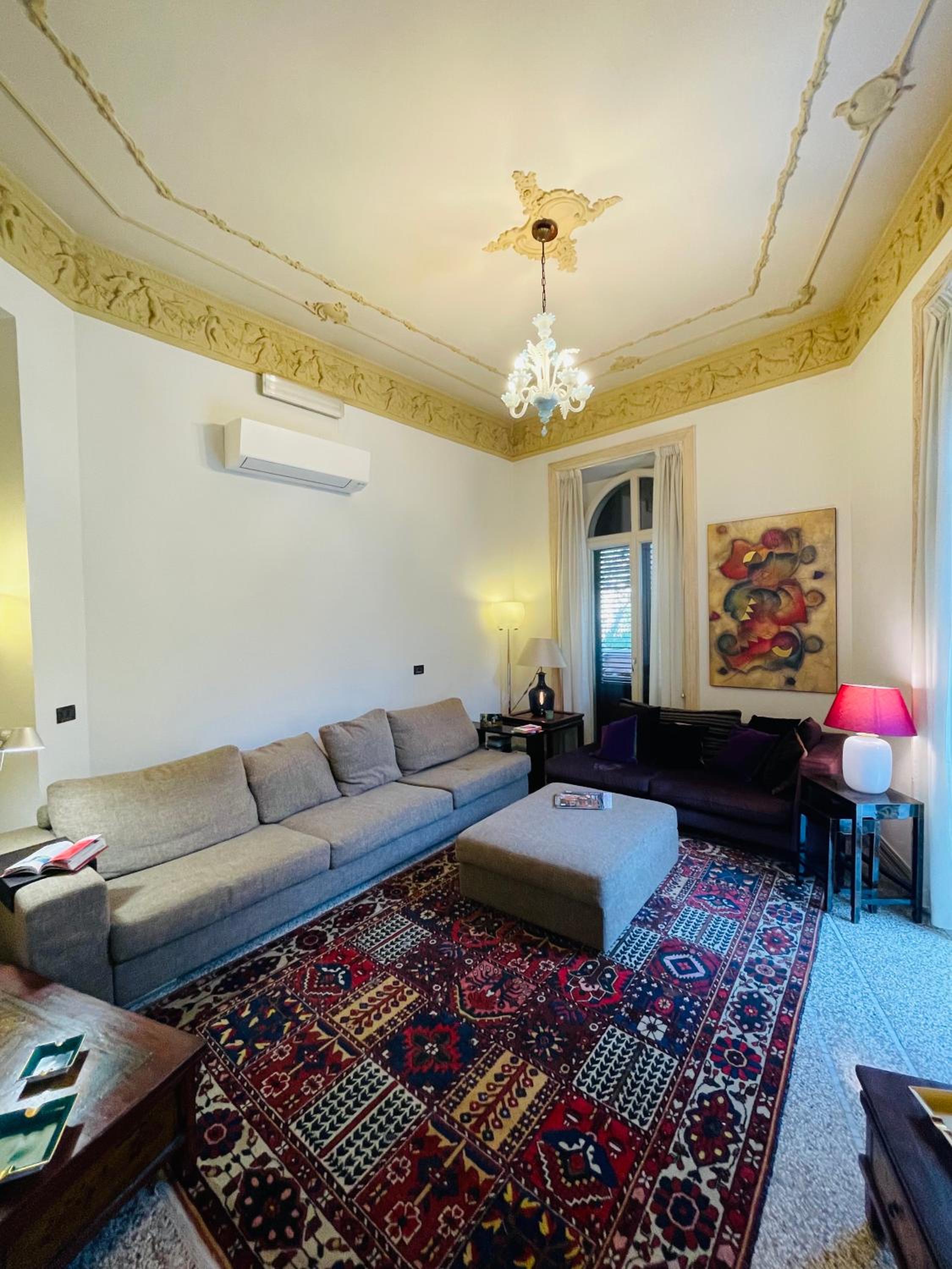 Liberty Palace - your villa in the city center view 5