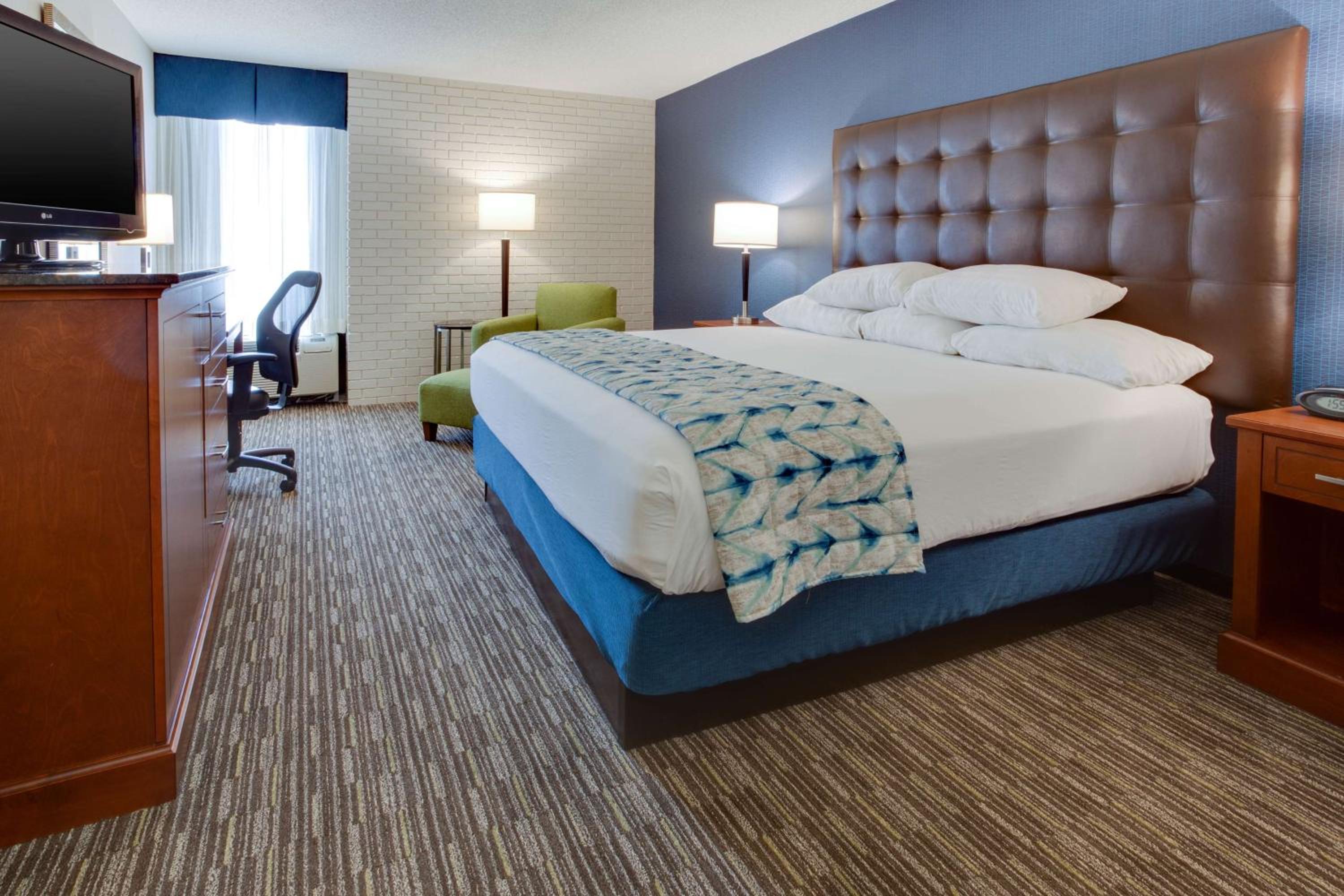 Drury Inn Suites Nashville Airport - Property Image 38