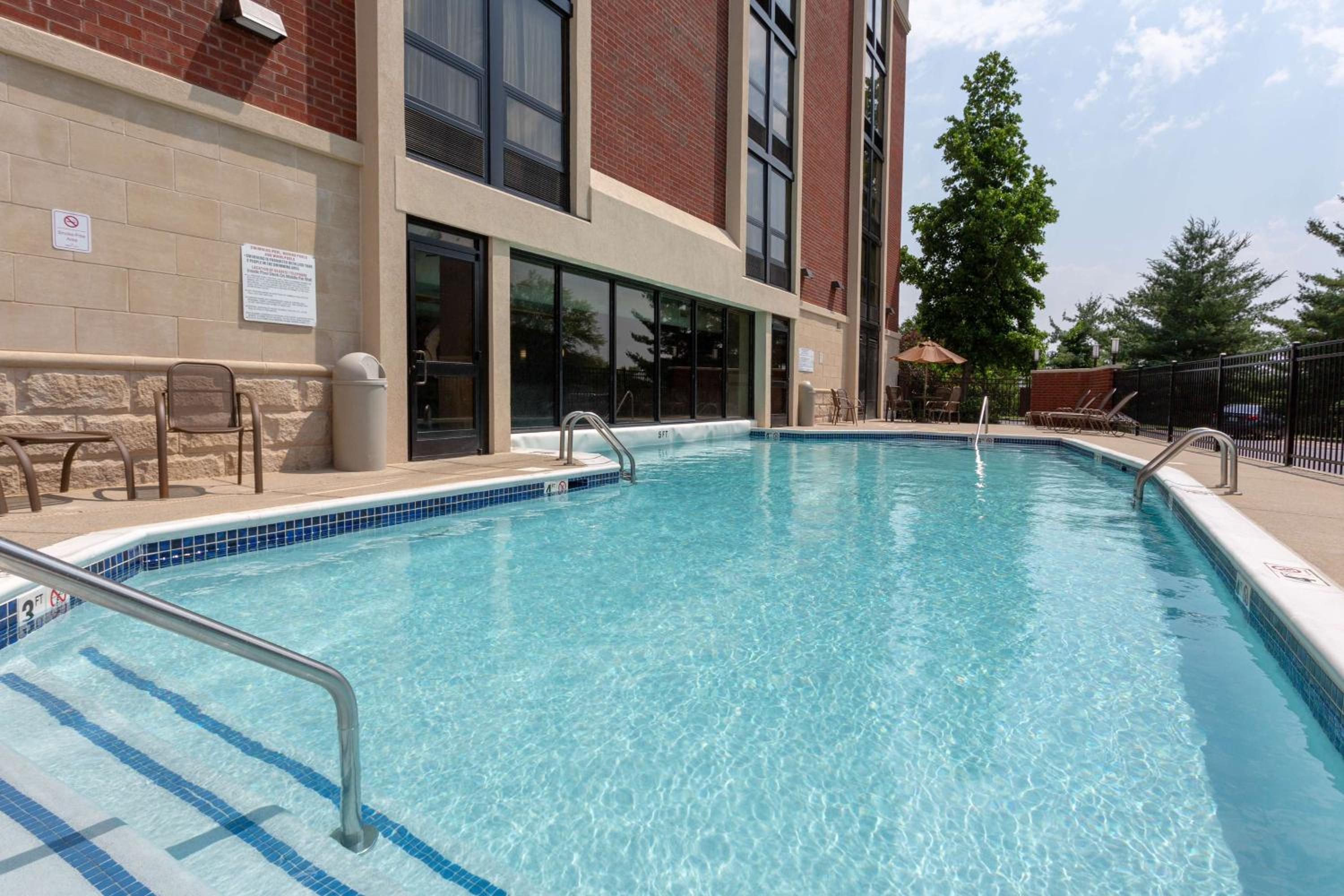 Drury Inn Suites Nashville Airport - Property Image 7