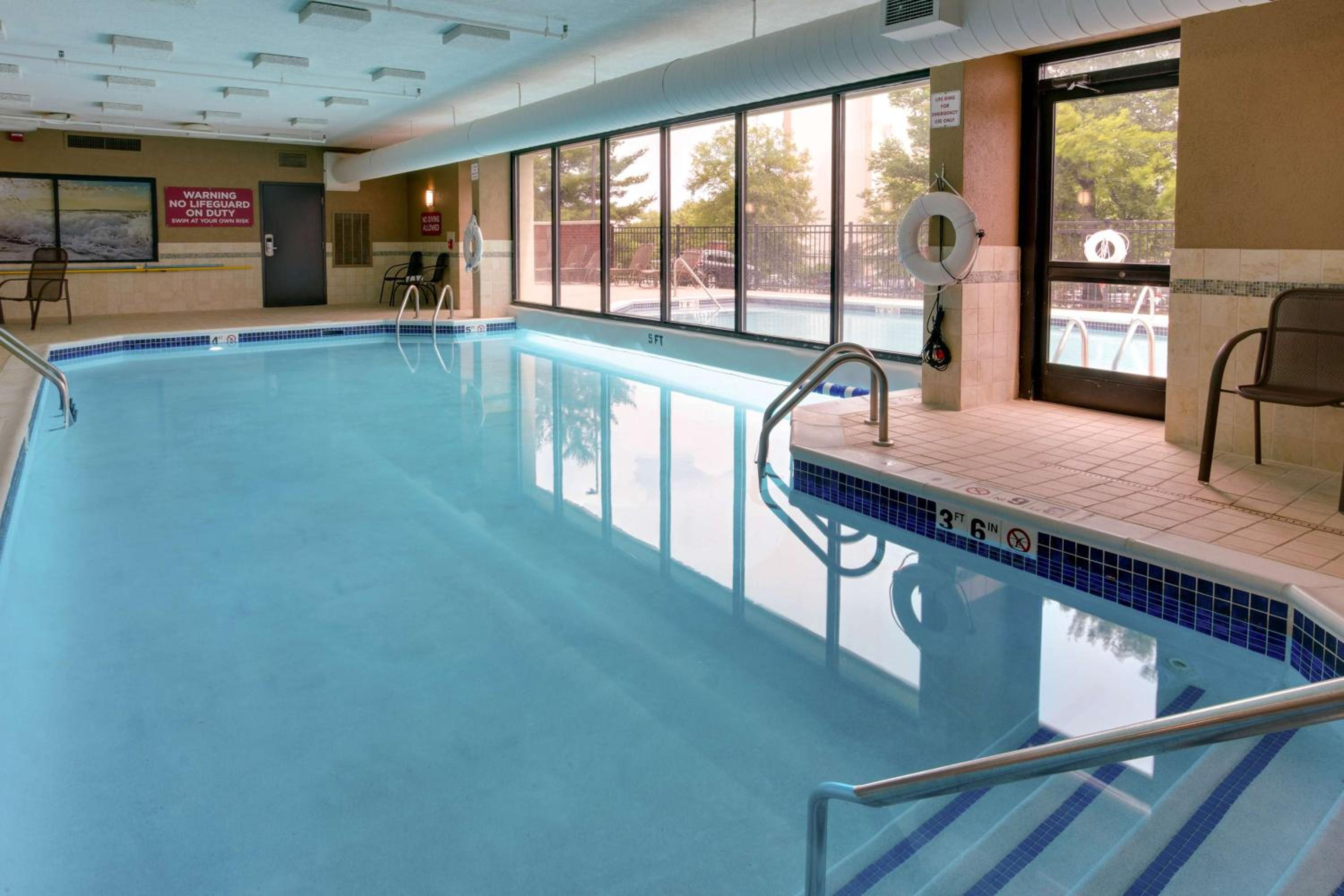 Drury Inn Suites Nashville Airport - Property Image 8