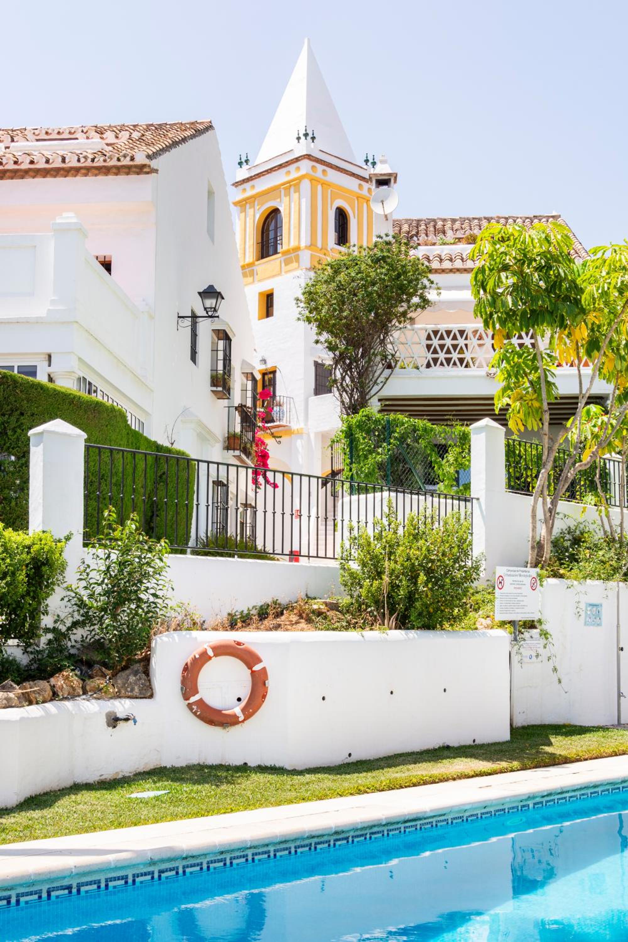 Charming tower house with amazing sea views
