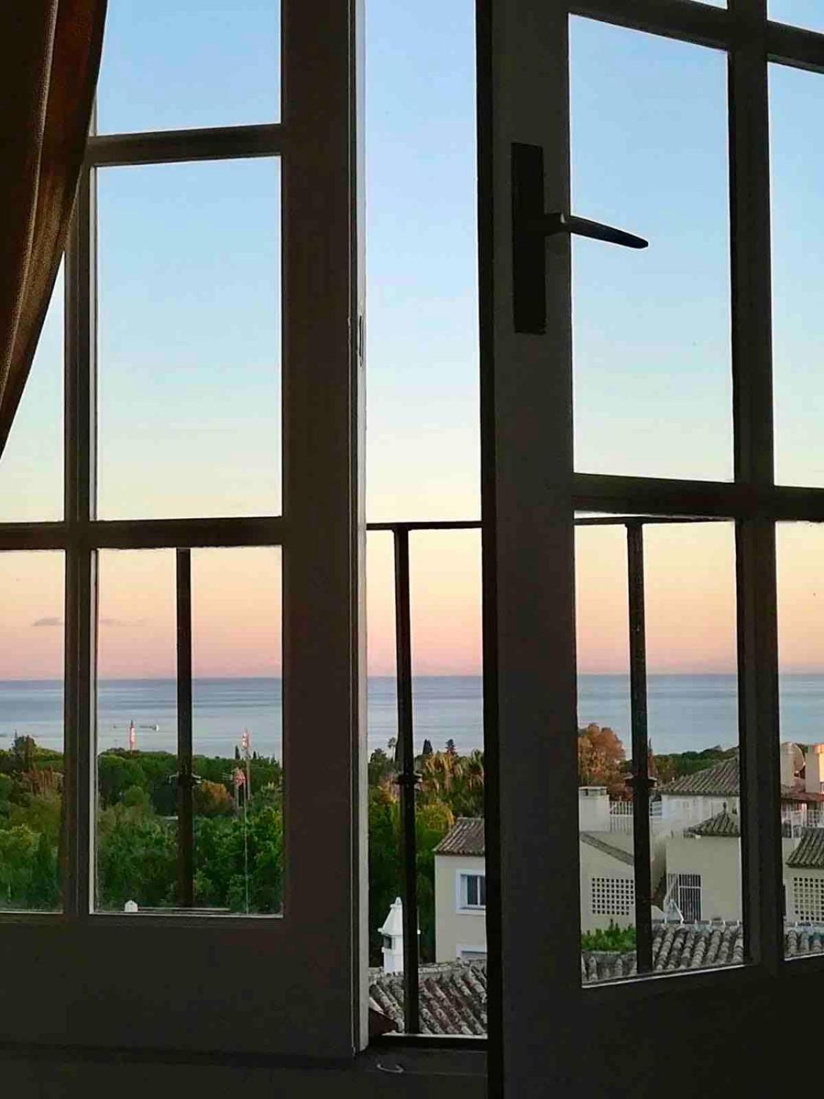 Charming tower house with amazing sea views