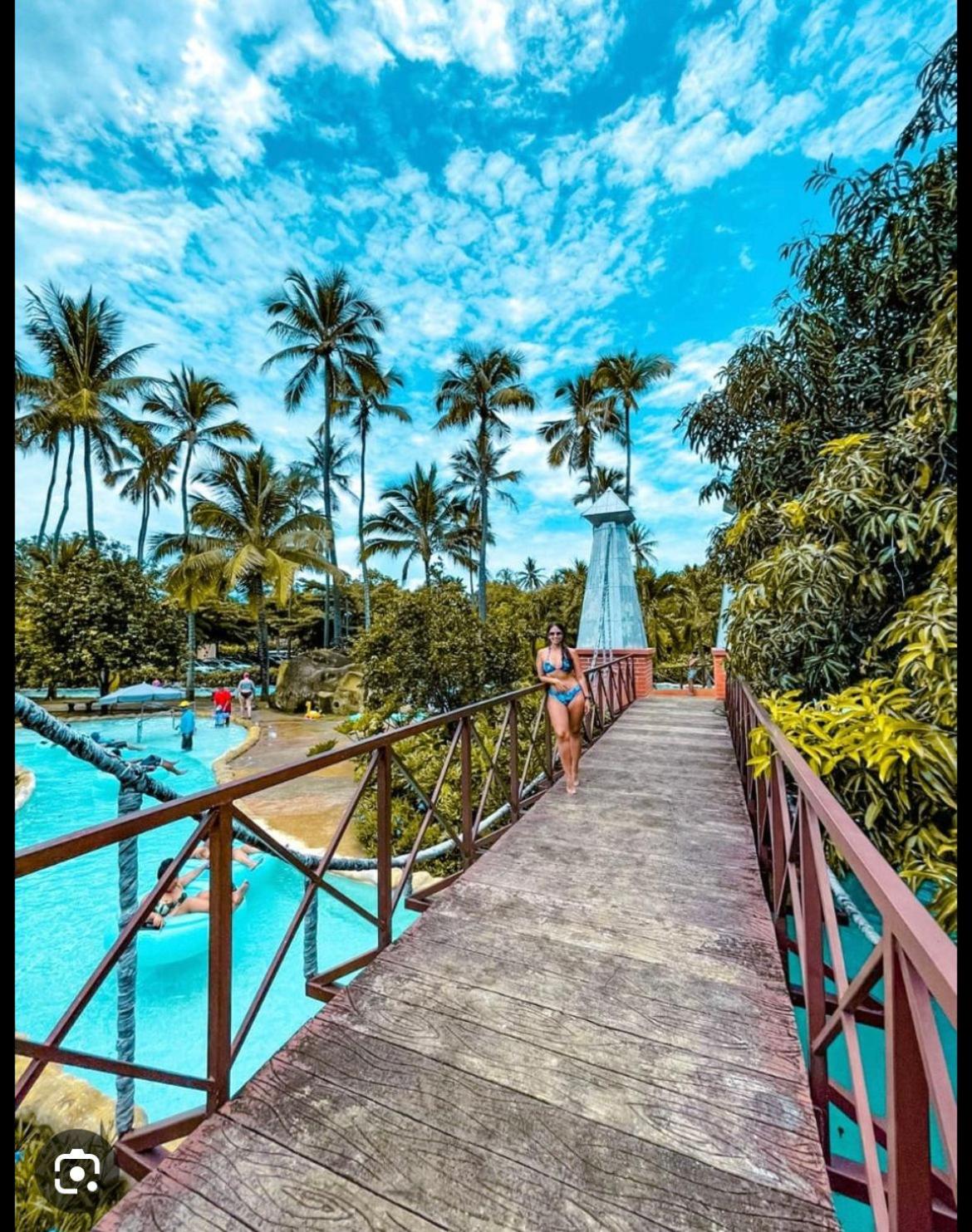 occidente colonial santa fe de Antioquia tipo resort Aparta sol tobogán kanaloa parque acuático