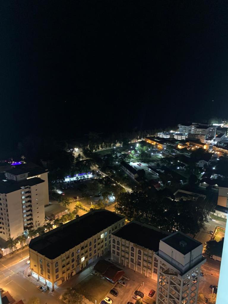 ALEENA STAYCATION @ APARTMENT TOK PELAM PANTAI BATU BURUK
