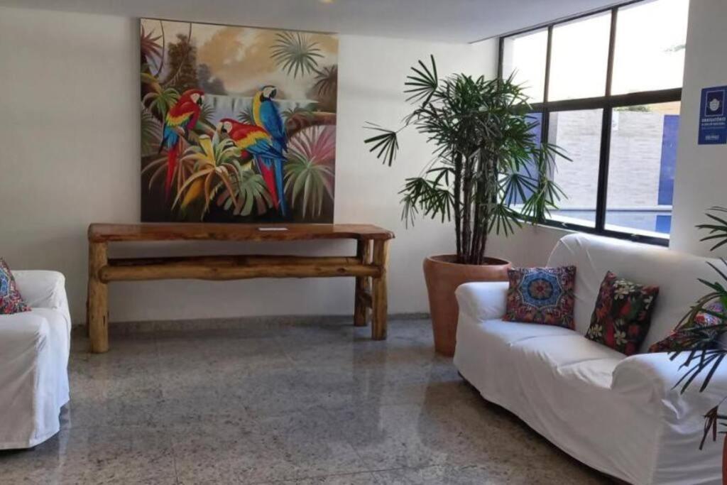 Flat Capitânia Varam 143 Pitangueiras