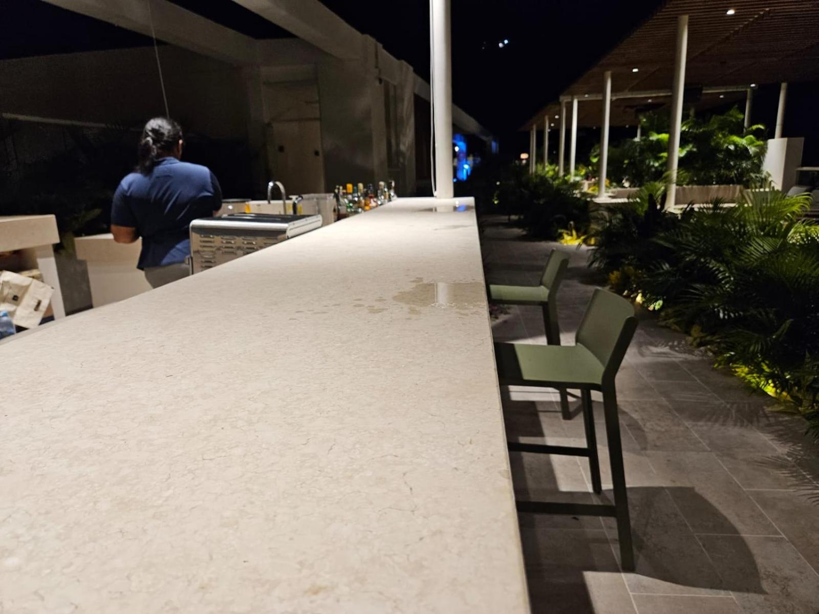 Apartamento con jacuzzi privado, vista al mar, sector exclusivo