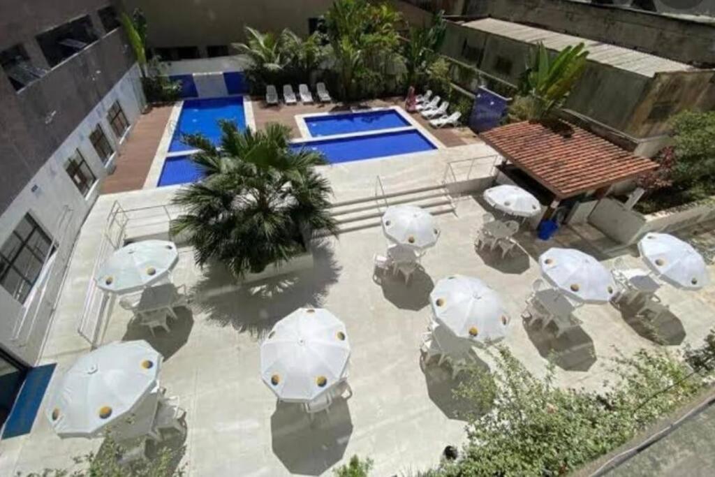 Flat Capitânia Varam 143 Pitangueiras