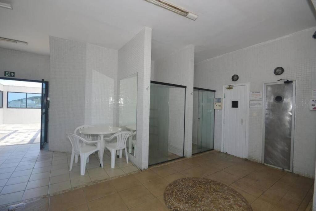 Flat Capitânia Varam 143 Pitangueiras