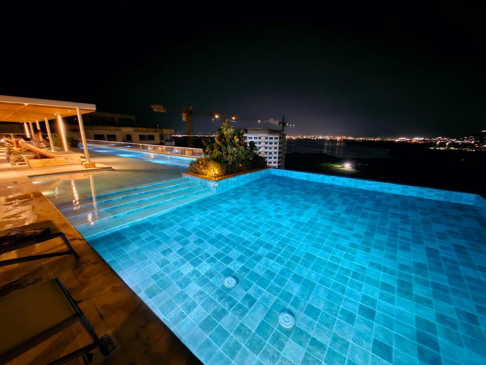 Apartamento con jacuzzi privado, vista al mar, sector exclusivo