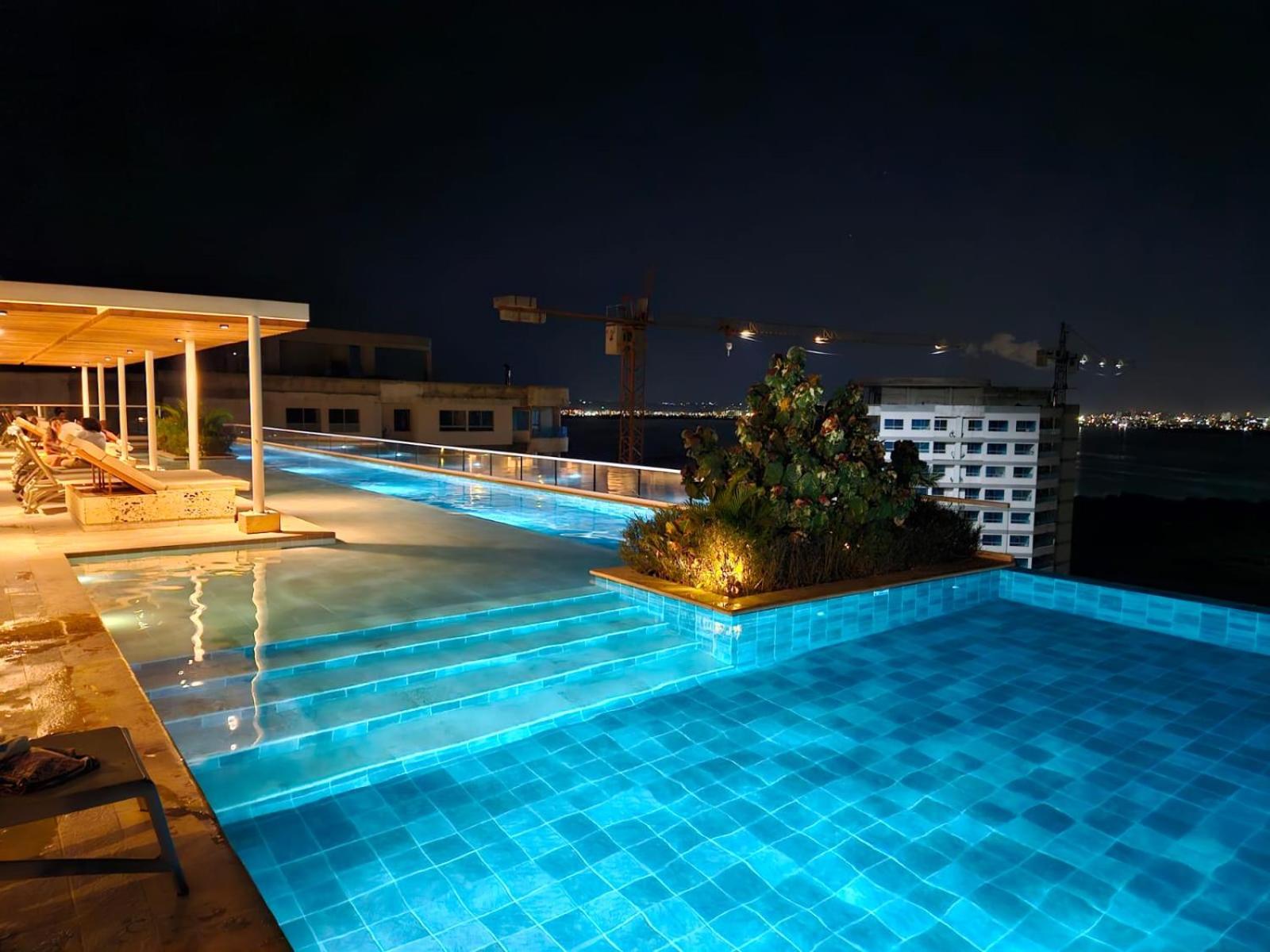 Apartamento con jacuzzi privado, vista al mar, sector exclusivo