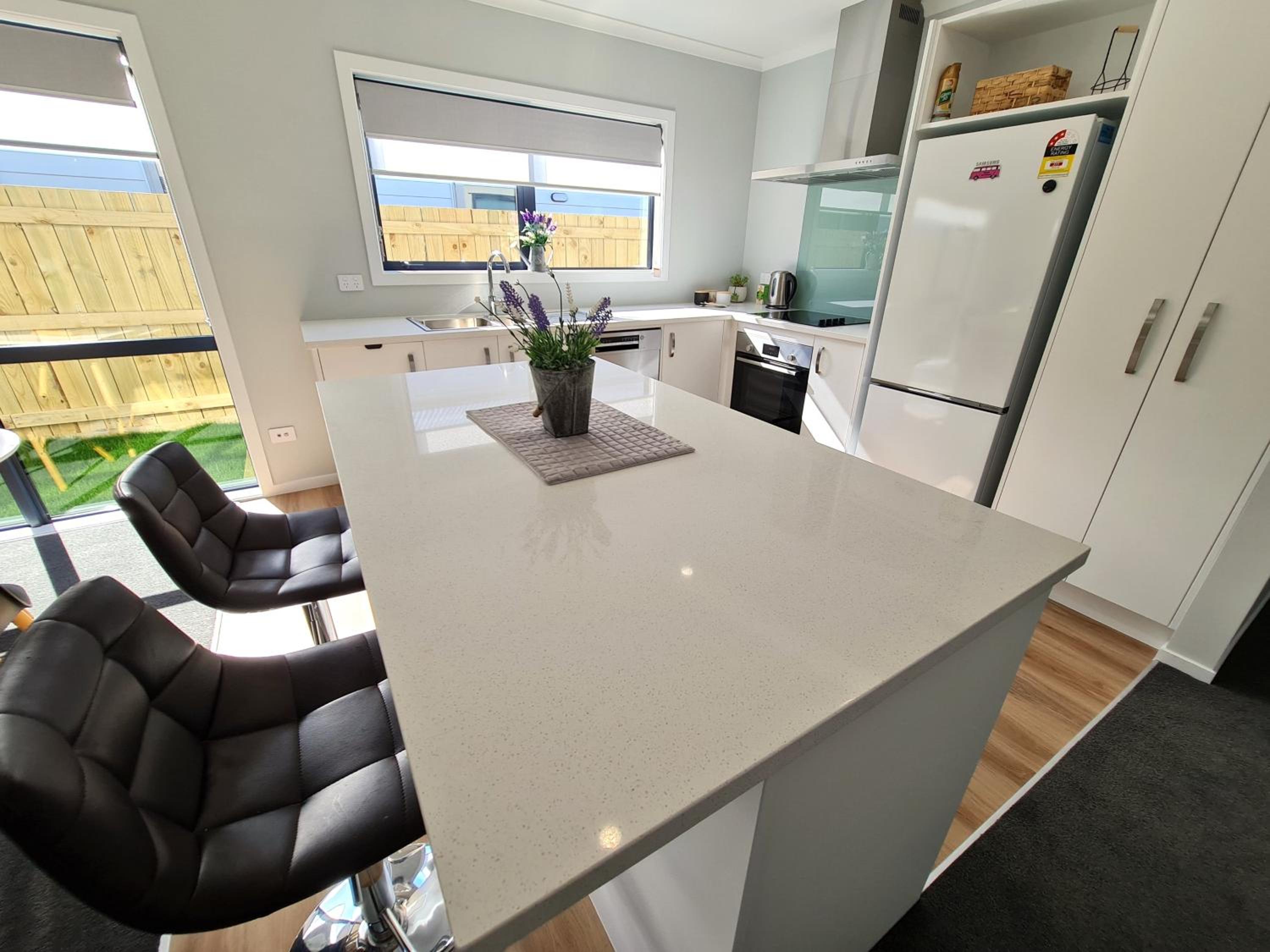 Brand New & Cosy in Kapiti - New 3-Bedrooms 4-Beds in Paraparaumu view 4