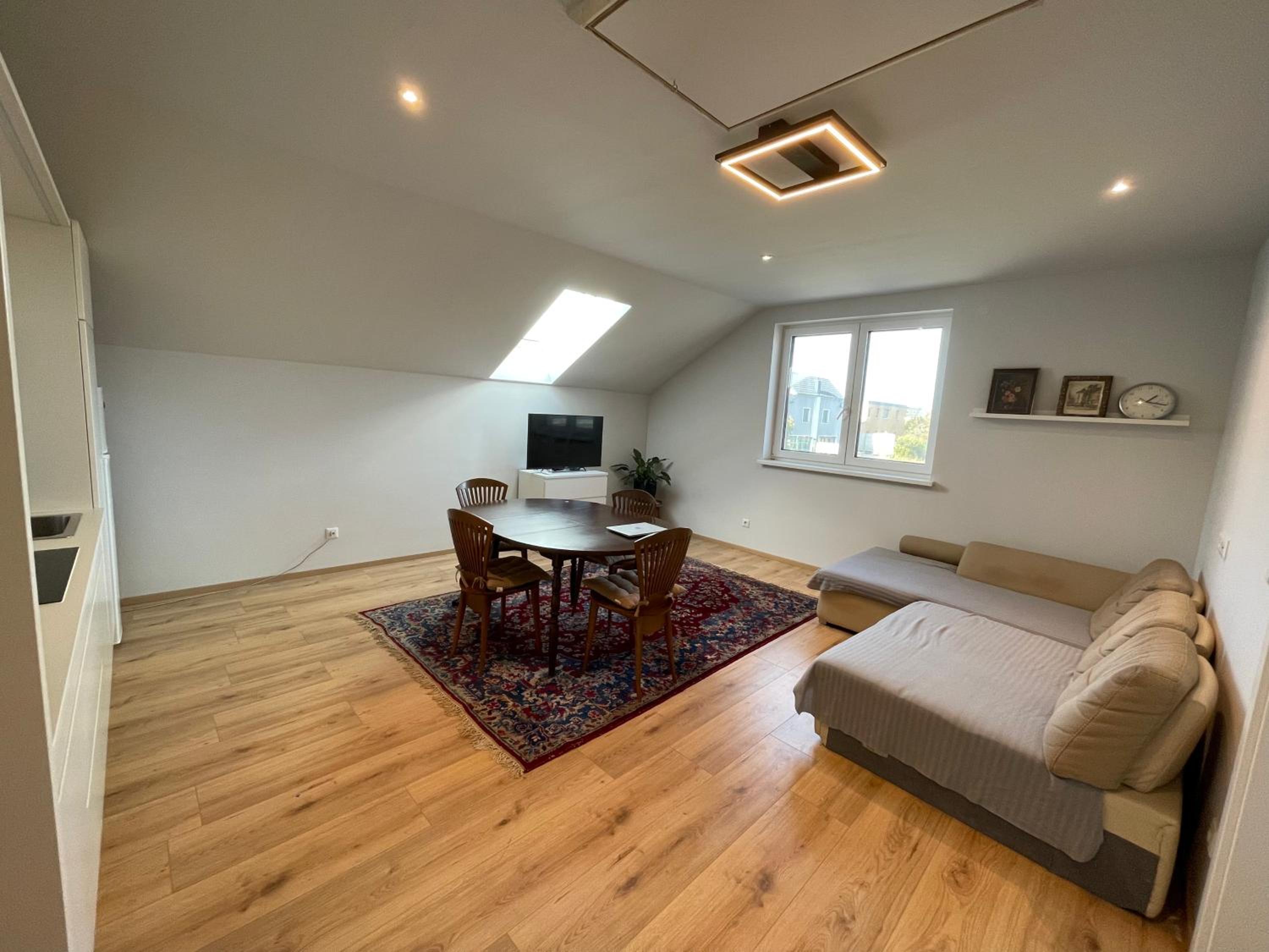 Cozy Apartment near Vienna Airport - tax included and Self CheckIn