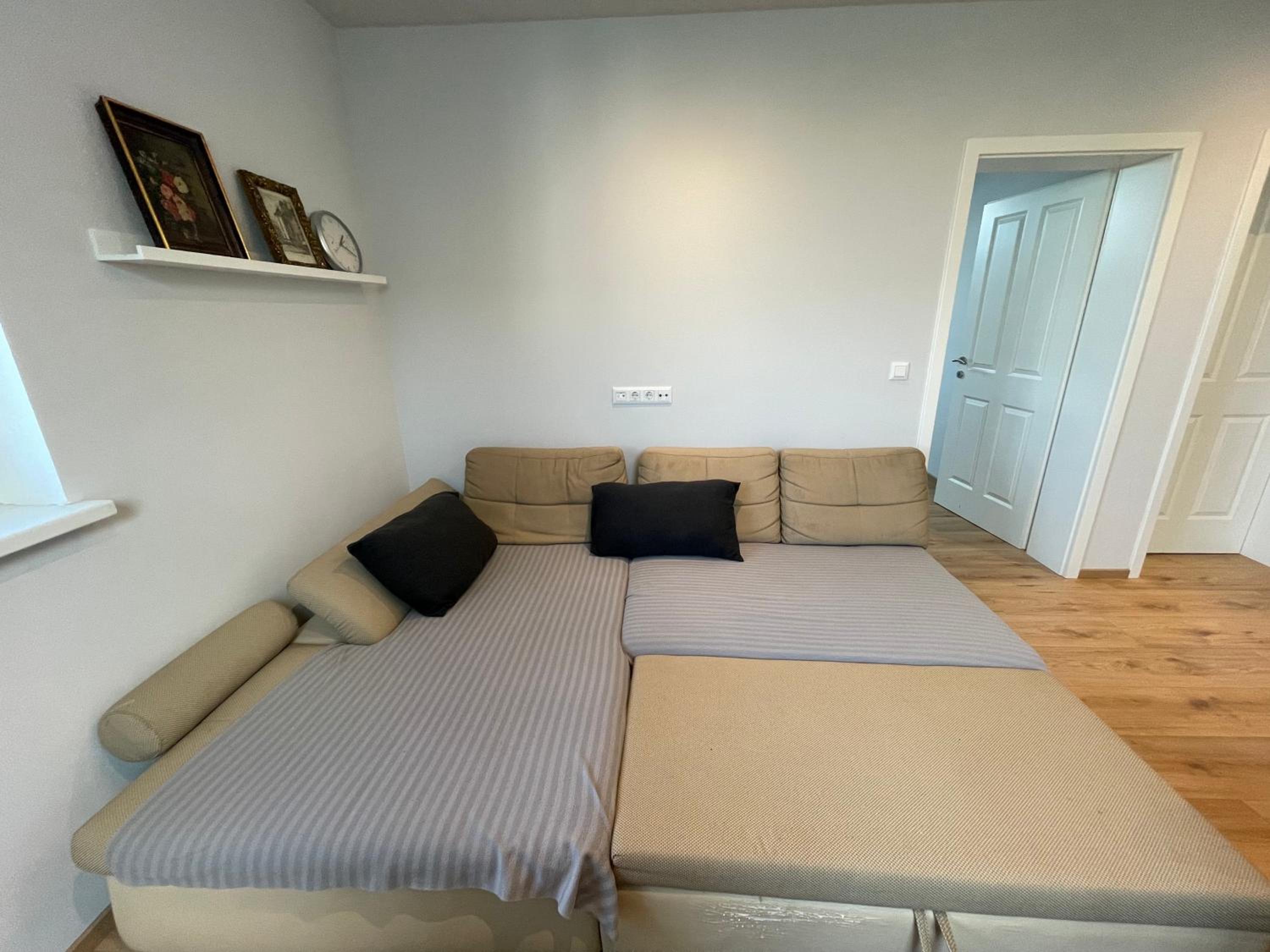 Cozy Apartment near Vienna Airport - tax included and Self CheckIn