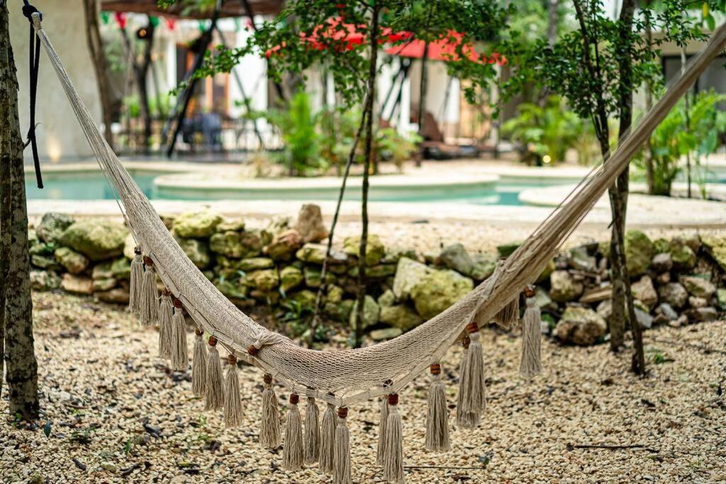 The cozy boho nomad with Free bikes