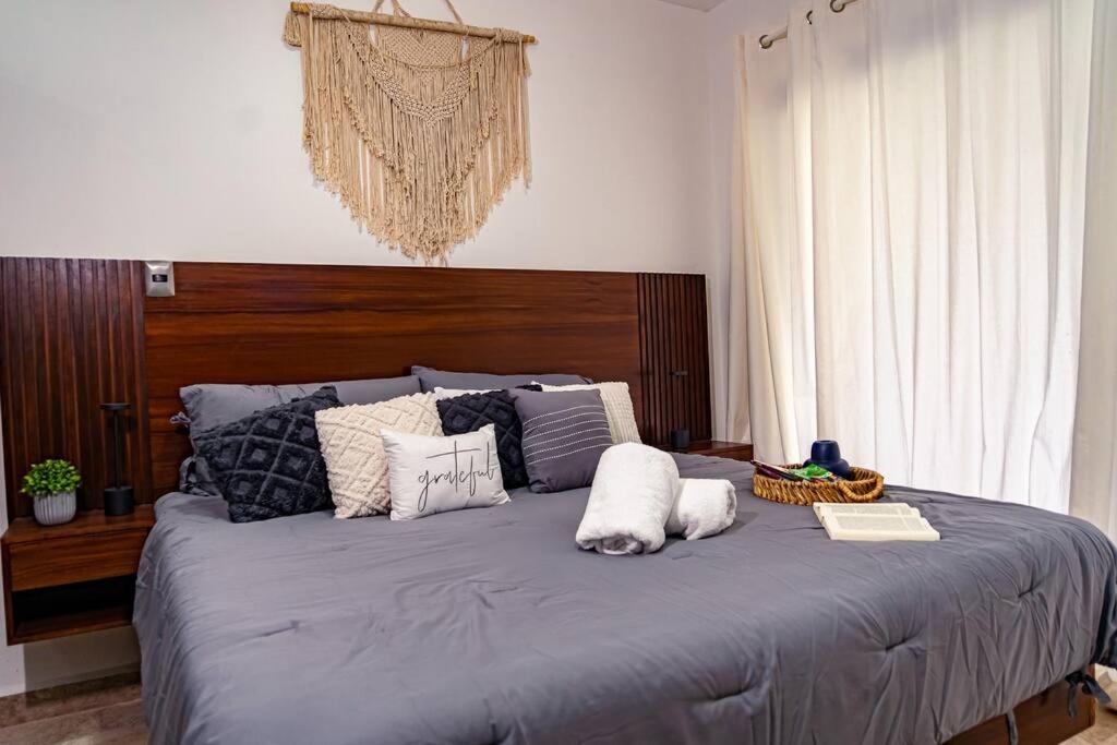 The cozy boho nomad with Free bikes