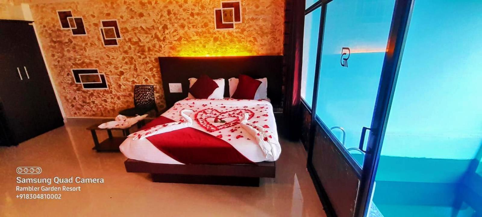 KURUVAHOLIDAYHOMES