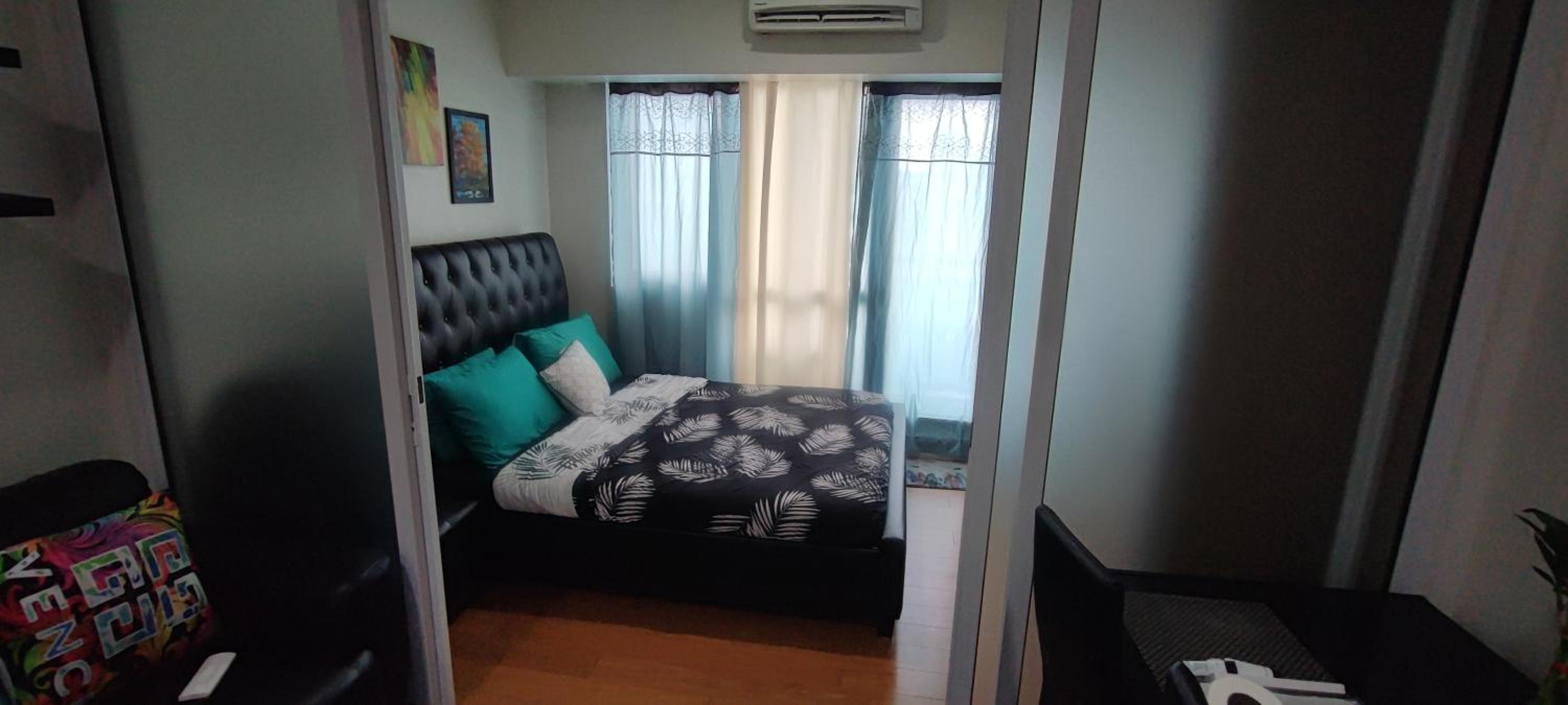 Aveline Suites Modern Amenity View ACQUA Private Residences near Rockwell Makati view 5
