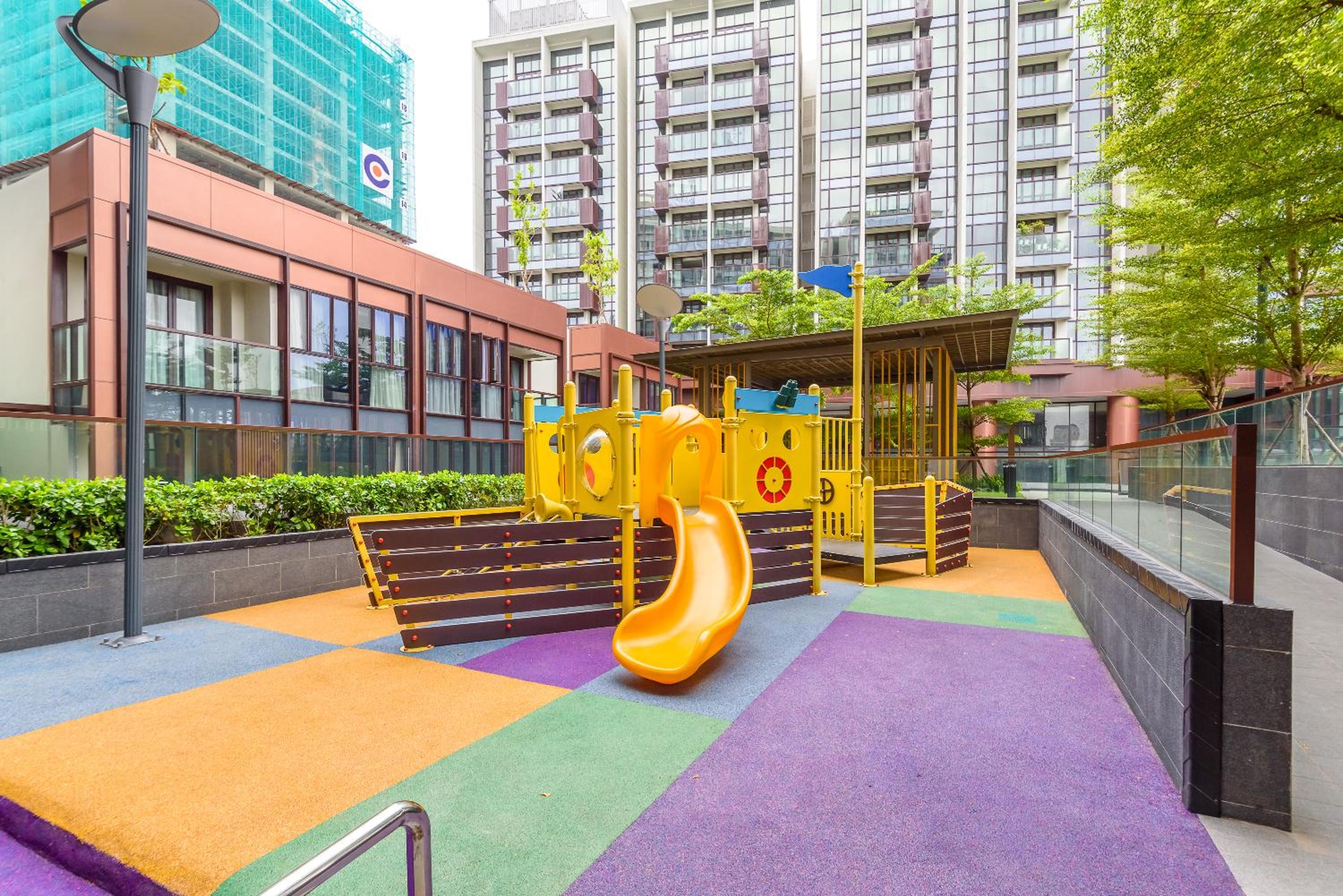 Metropole Saigon Suites