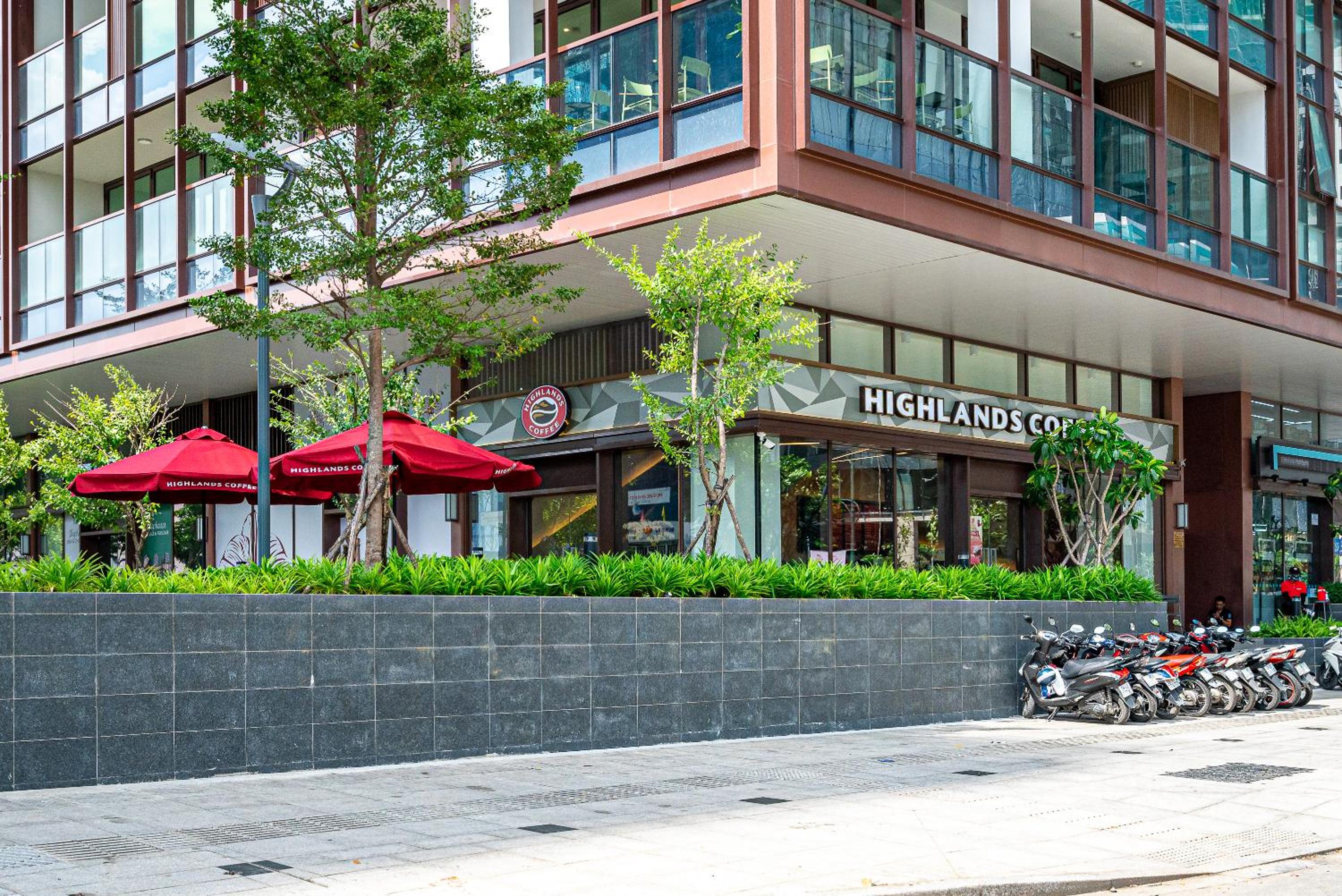 Metropole Saigon Suites