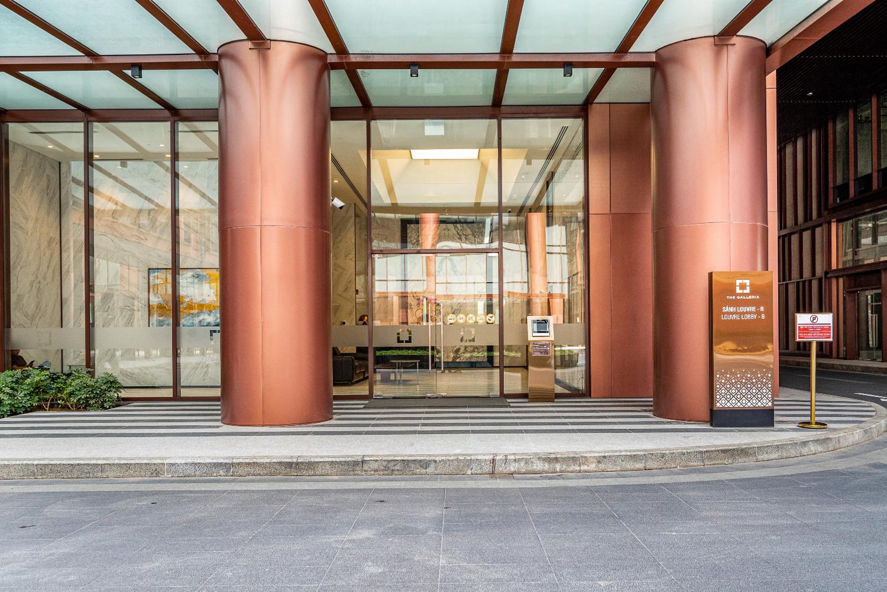 Metropole Saigon Suites