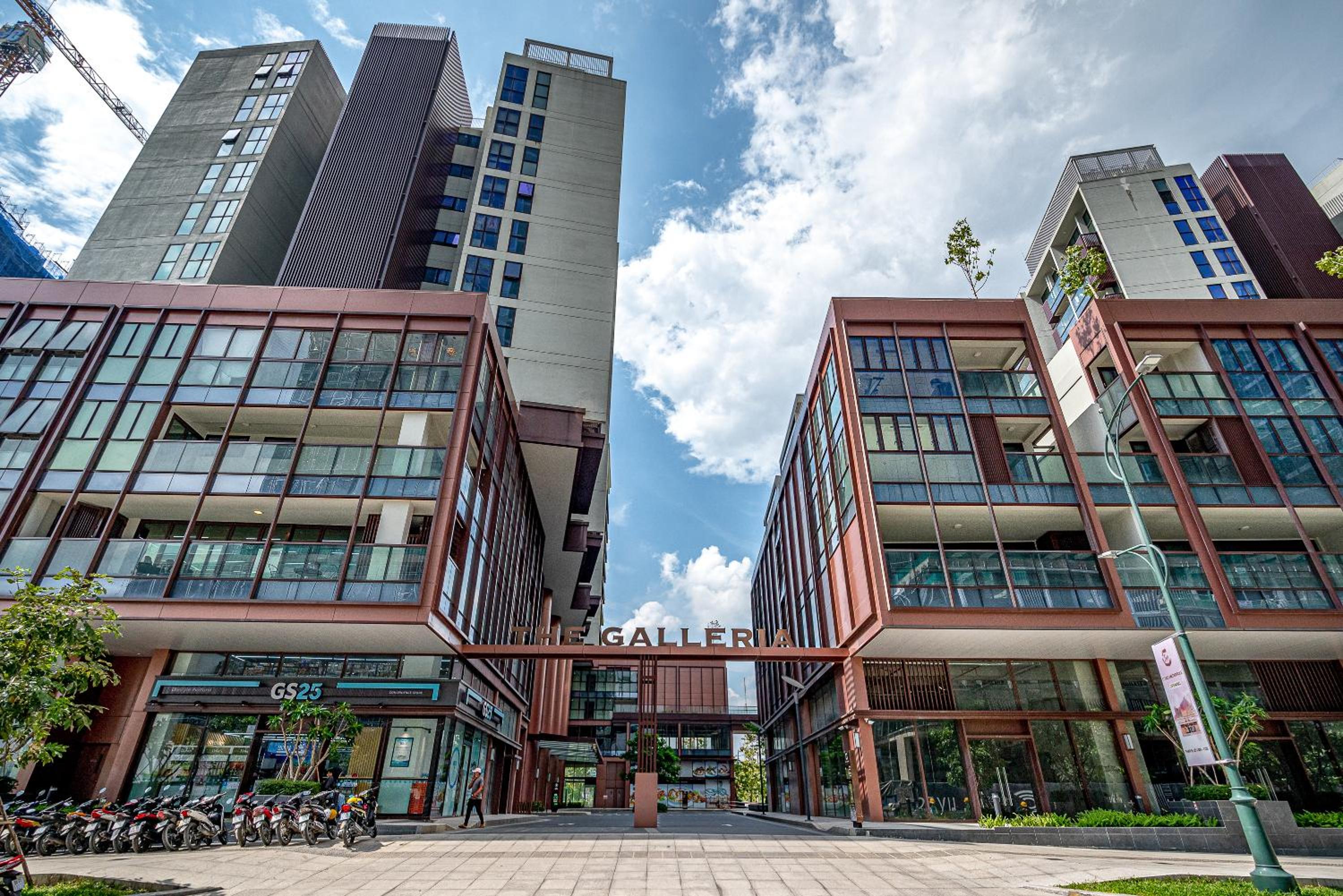 Metropole Saigon Suites