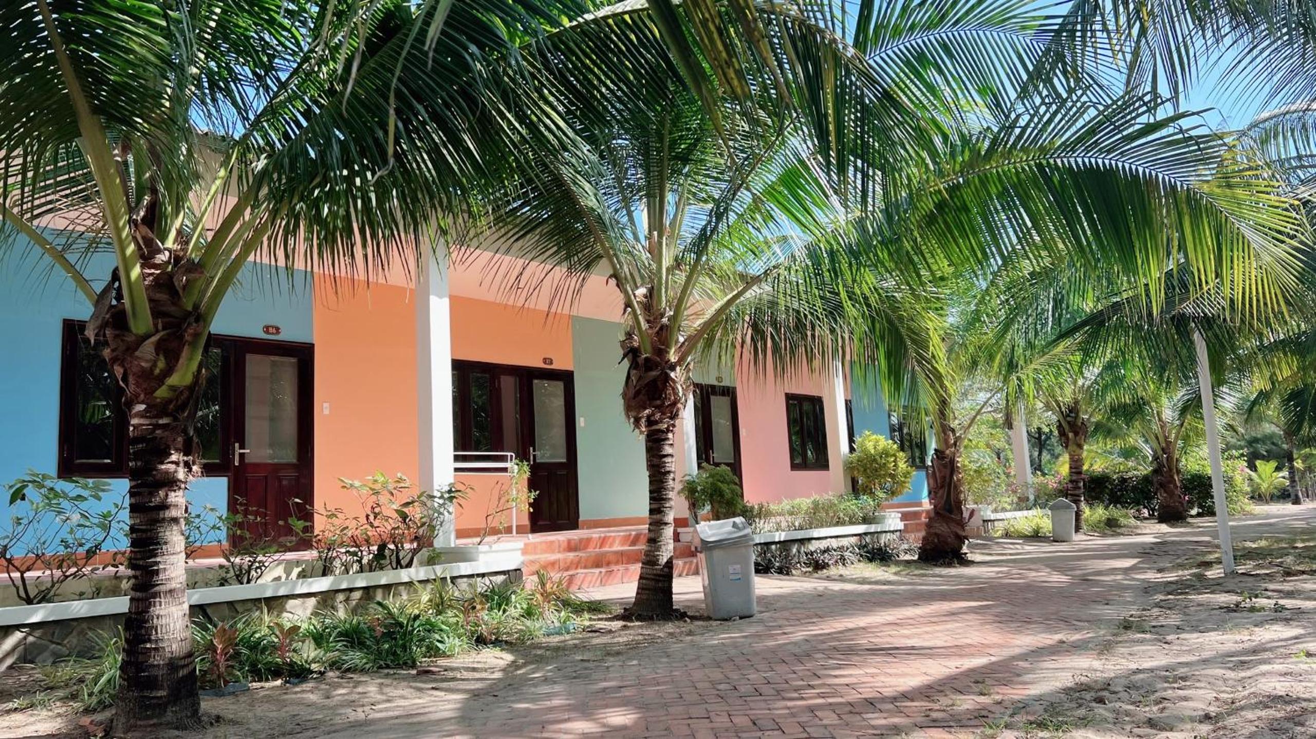 NBC Cam Bình Resort