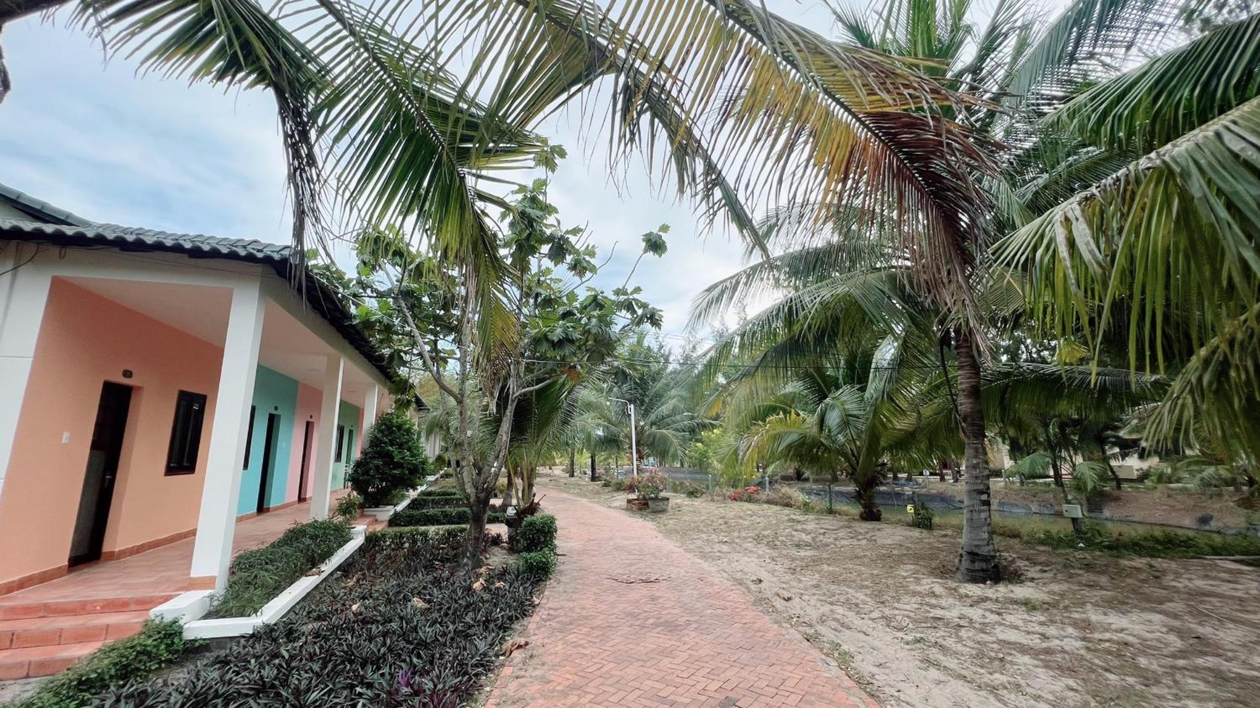 NBC Cam Bình Resort