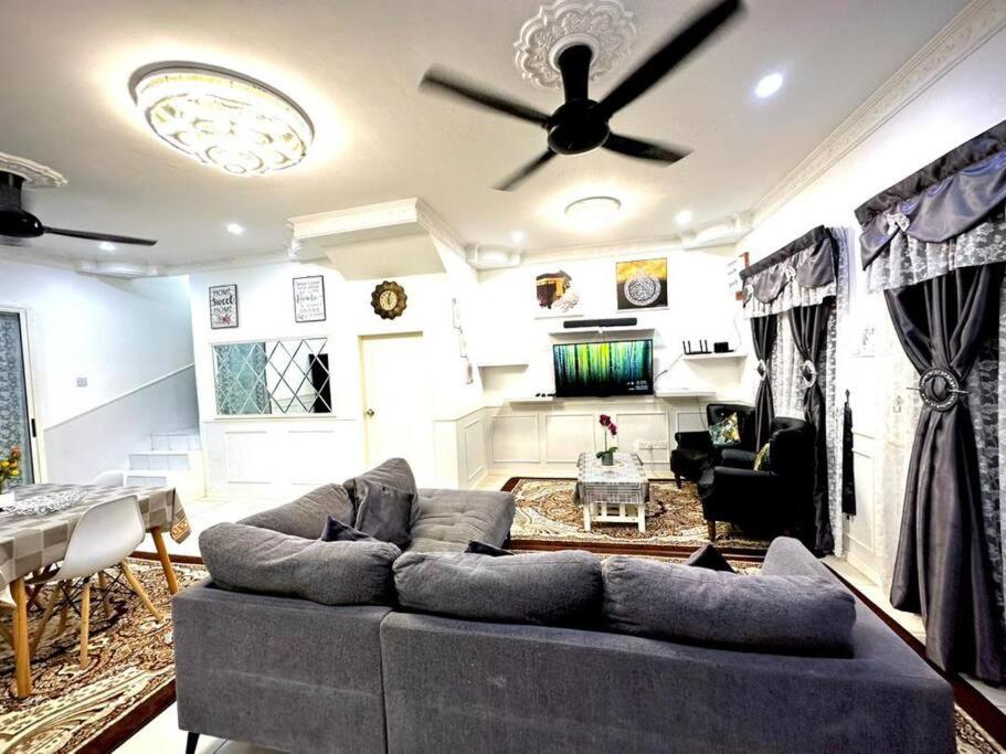 Corner Lot Terrace House Taman Bahagia Batu 7 (2Min to Airport) photo 6